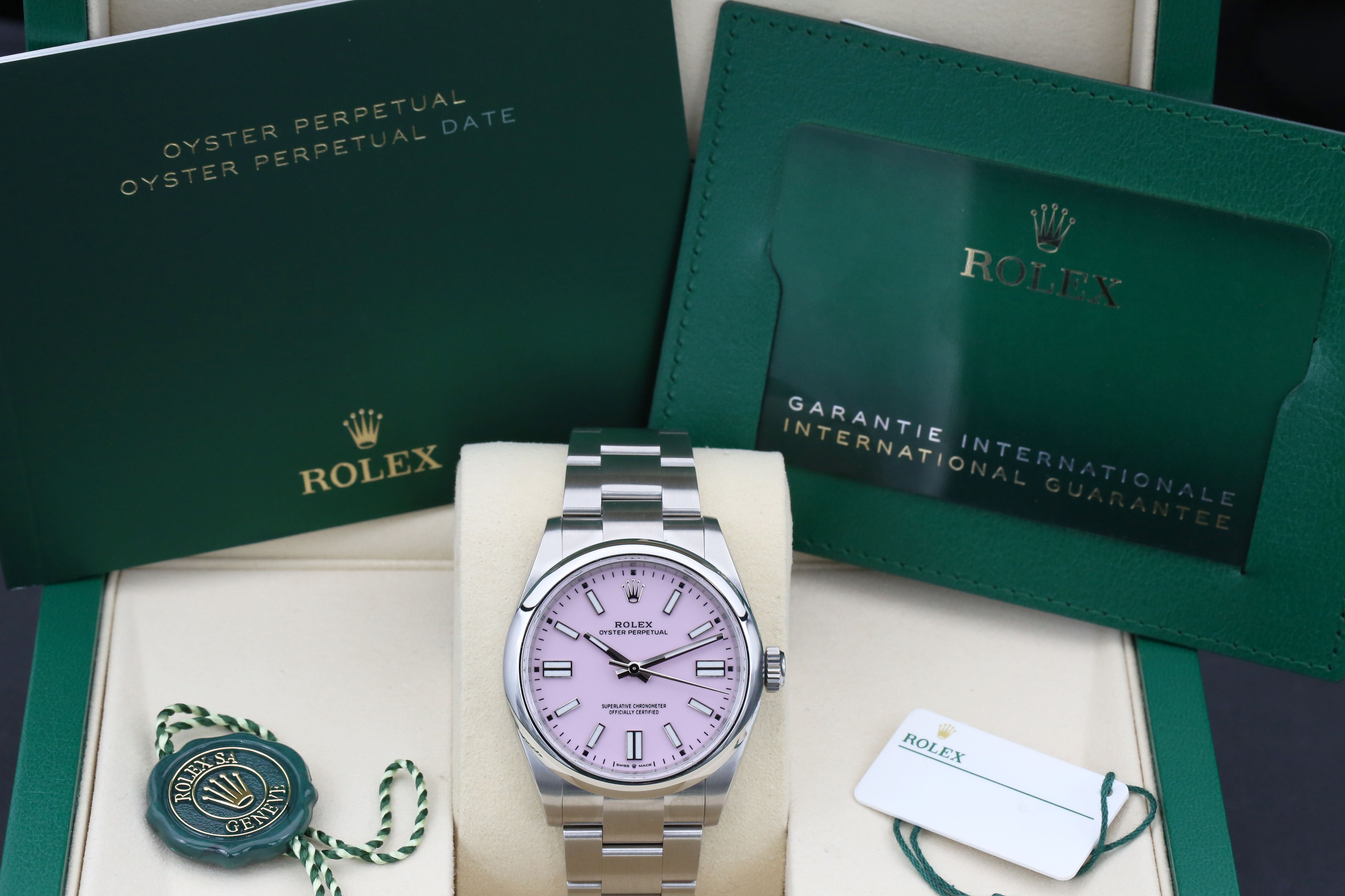 Rolex Oyster Perpetual 41 134300 Thumbnail 7