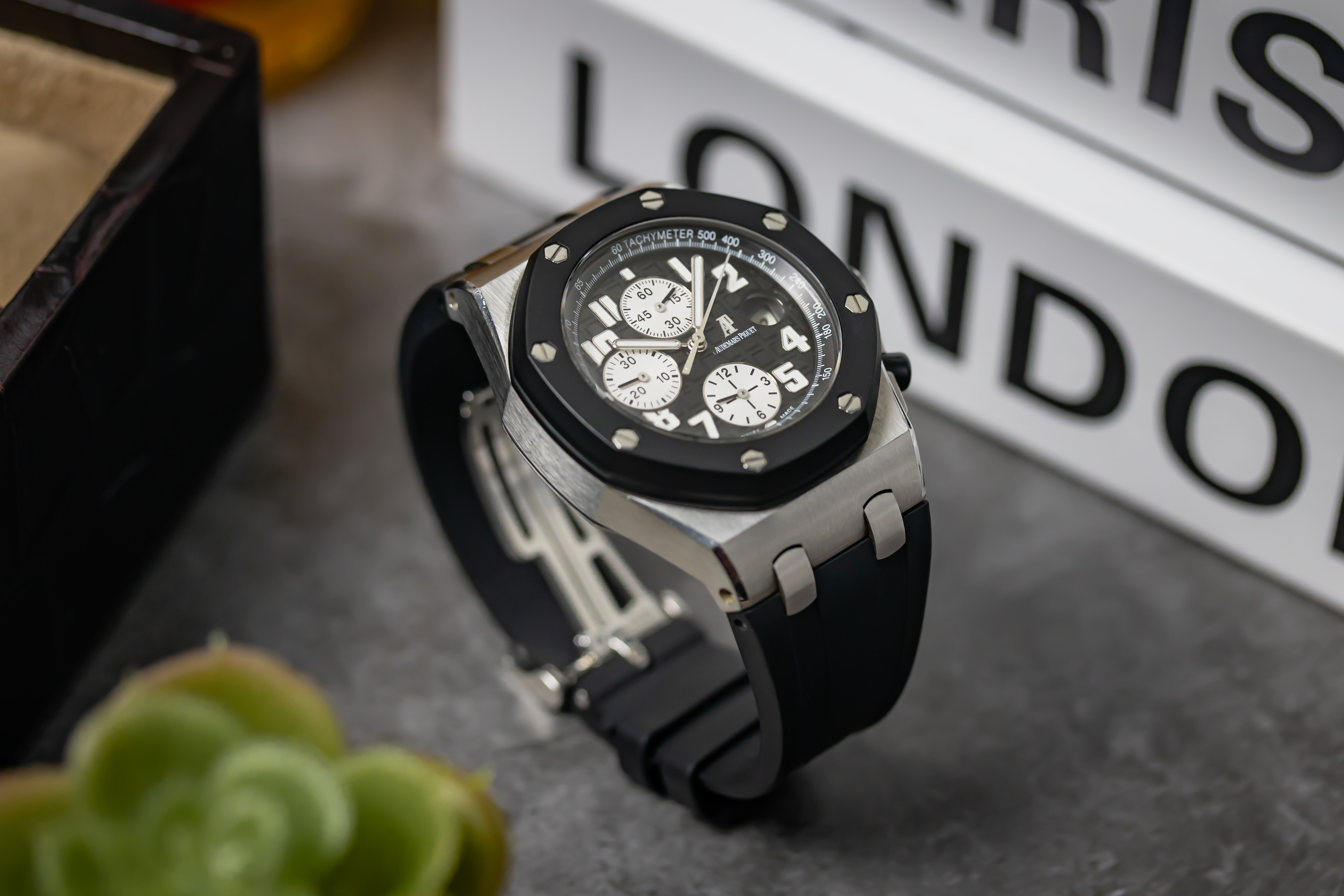 Audemars Piguet Royal Oak Offshore 25940SK.OO.D002CA.03 Thumbnail 6