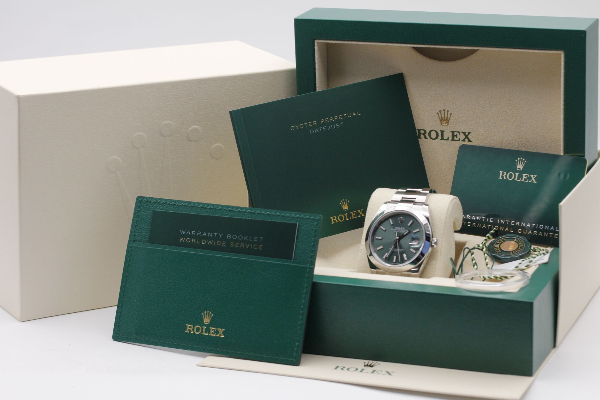 Rolex Datejust 41 126300 Thumbnail 5