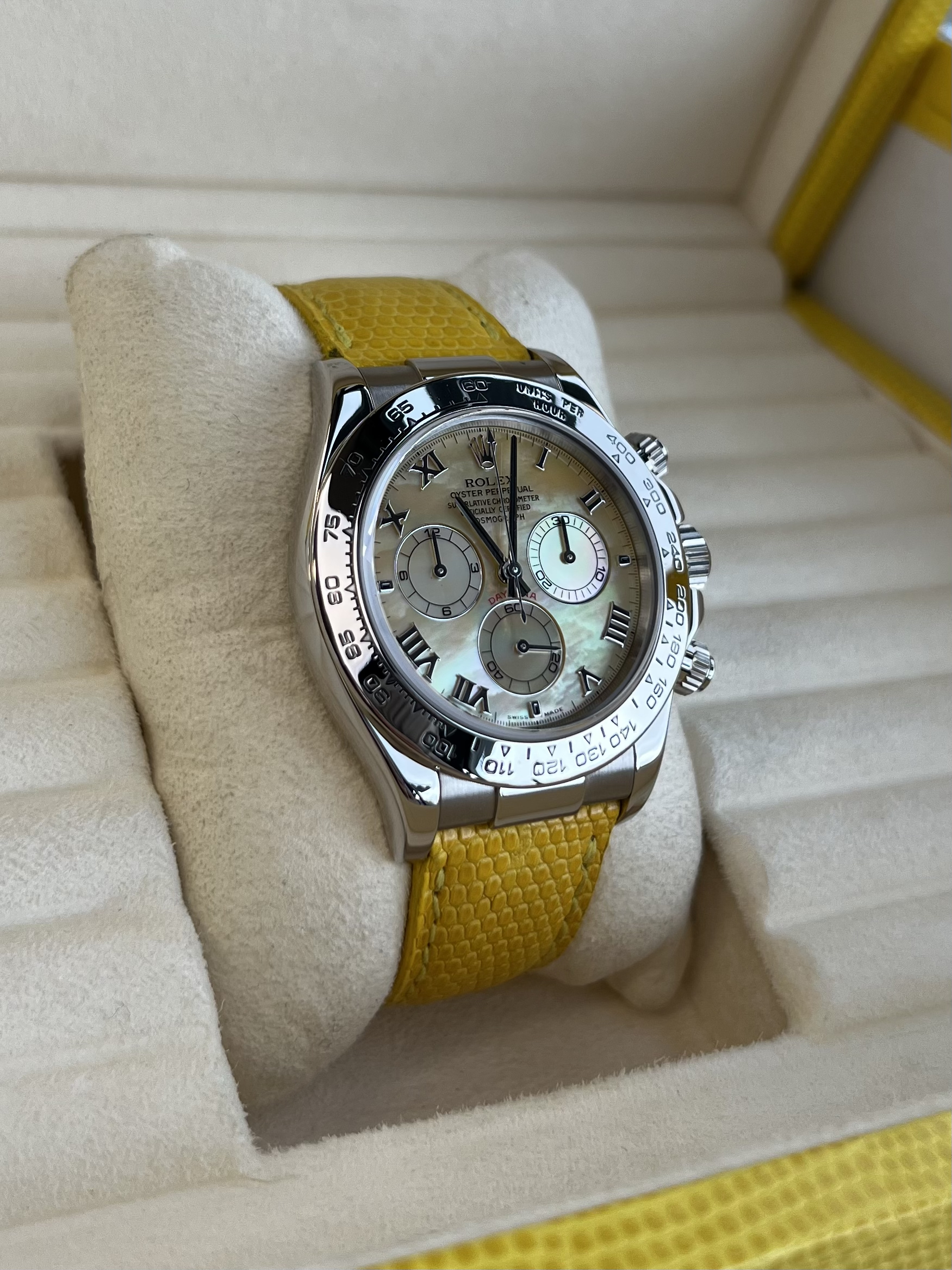 Rolex Daytona 116519 Thumbnail 2