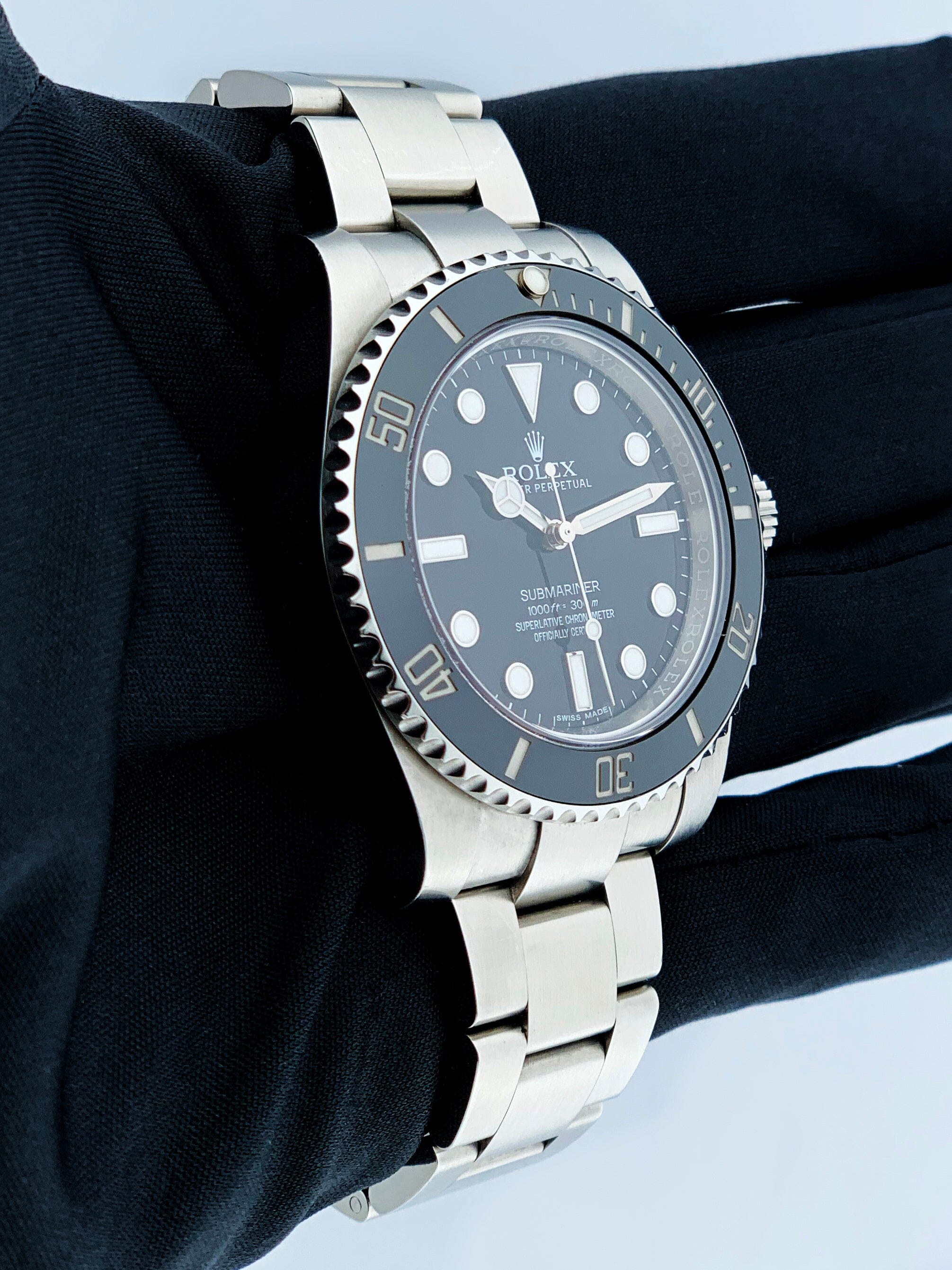 Rolex Submariner 114060 Thumbnail 3