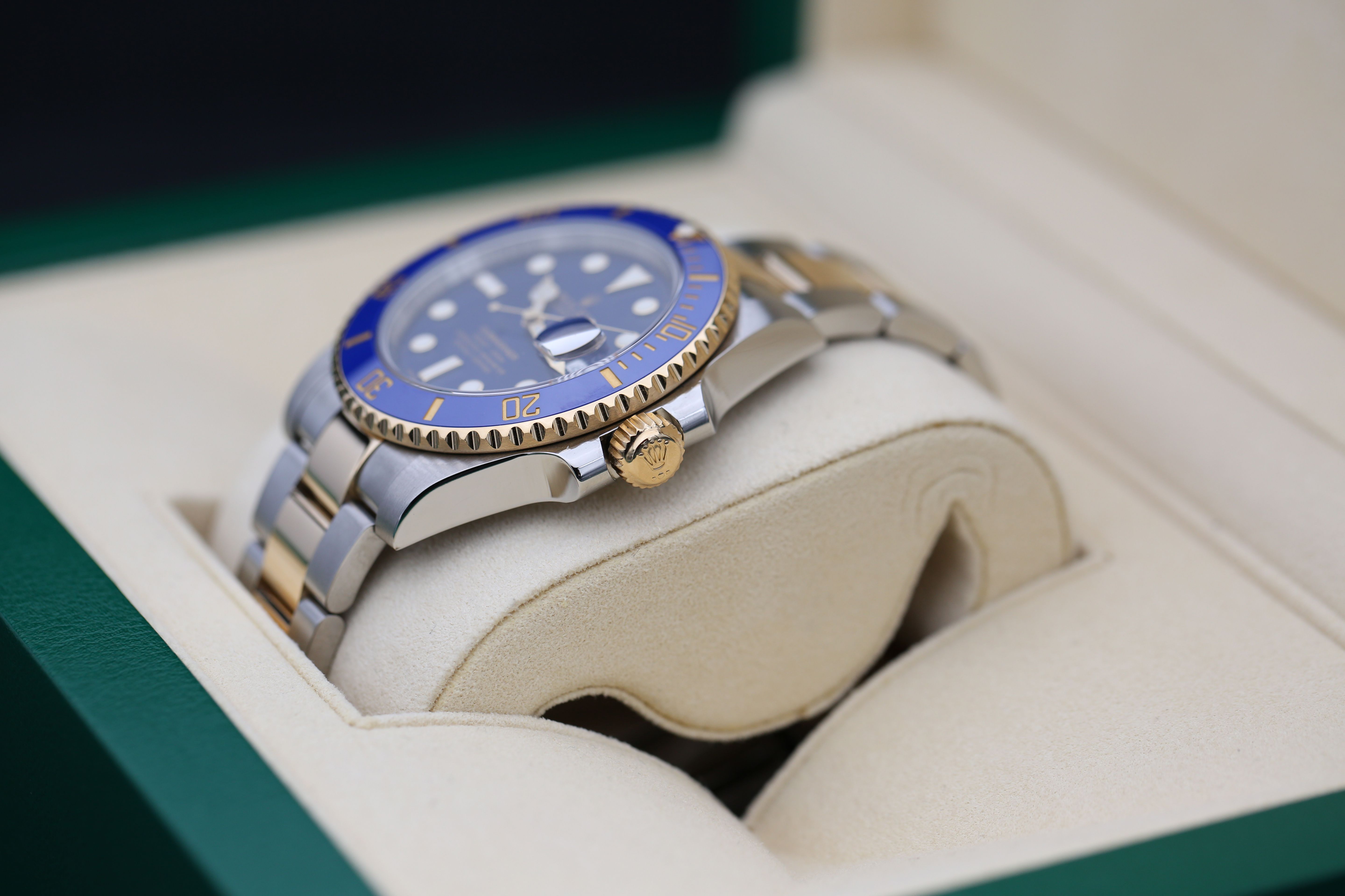Rolex Submariner 116613 LB Thumbnail 6