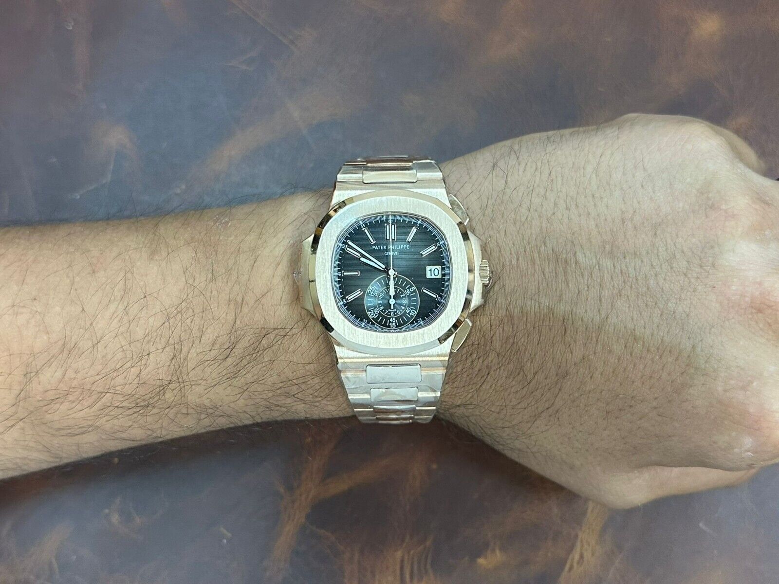 Patek Philippe Nautilus 5980/1R-001 Thumbnail 4