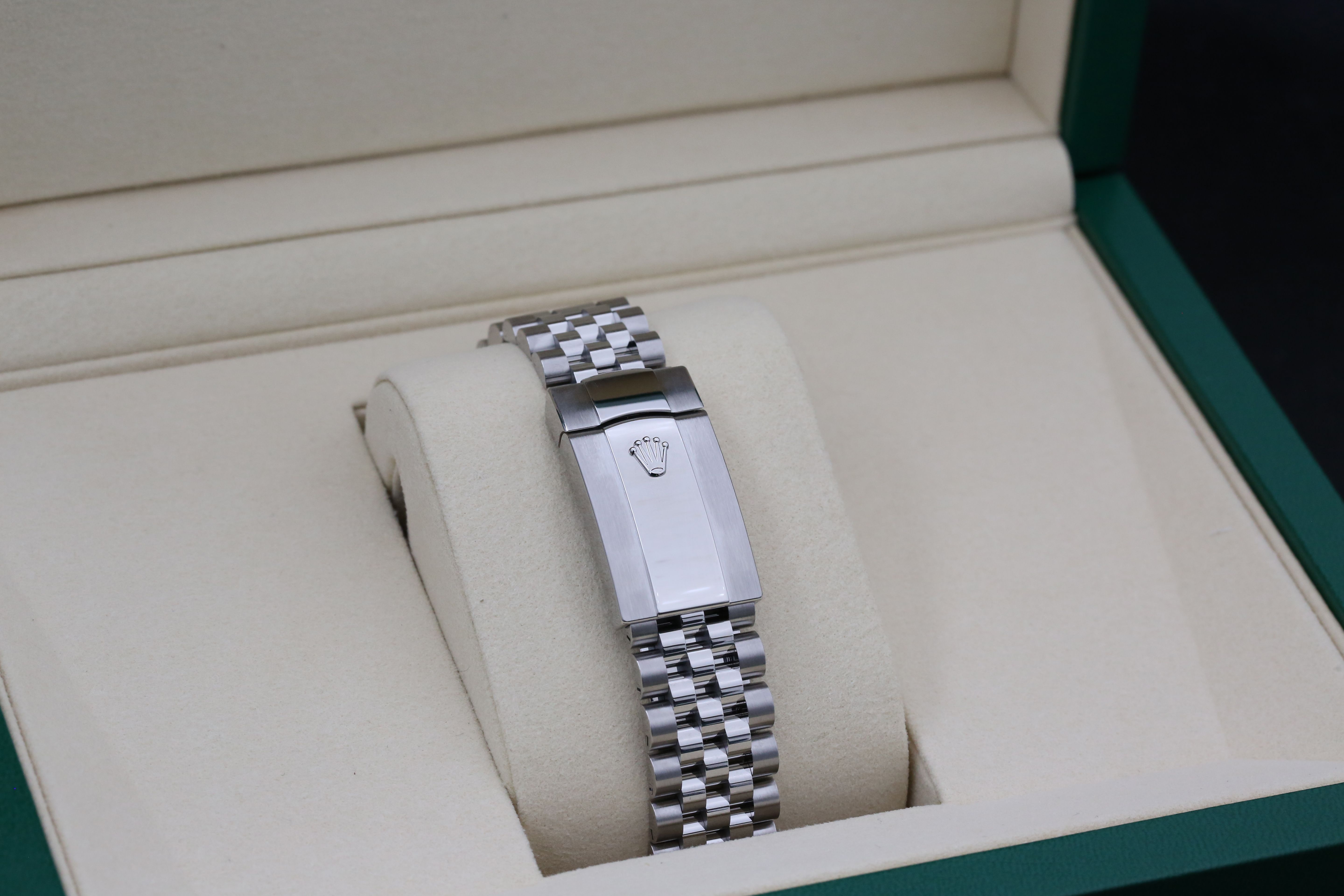 Rolex Datejust 126234 Thumbnail 3