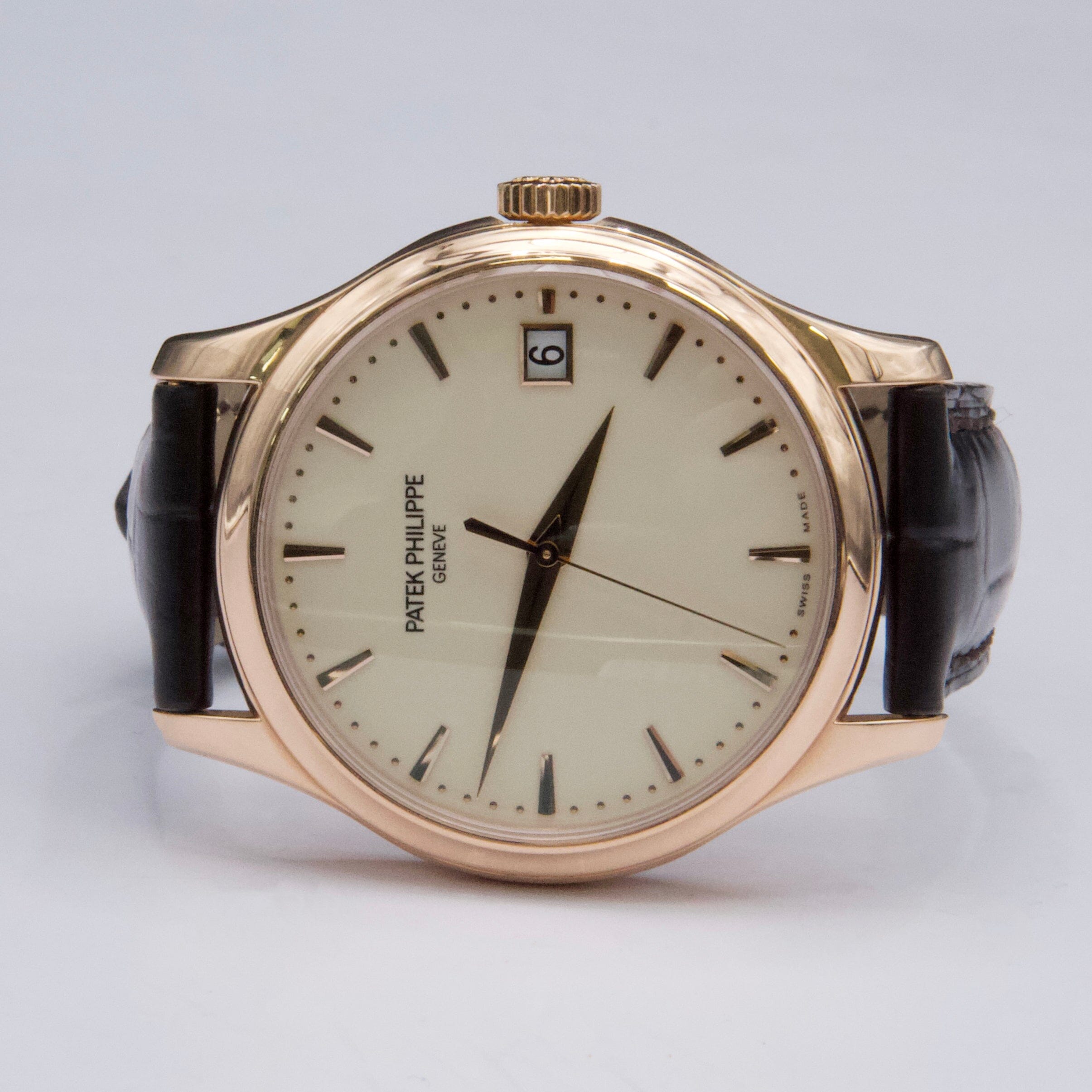 Patek Philippe Calatrava 5227R-001 Thumbnail 4