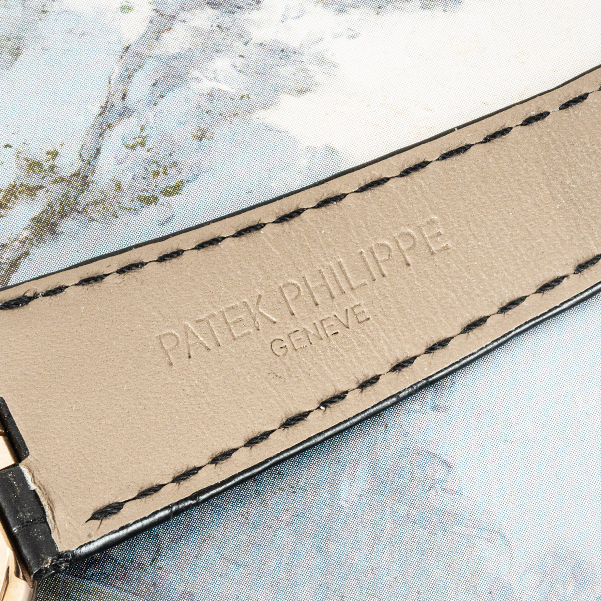 Patek Philippe Golden Ellipse 5738R-001 Thumbnail 3