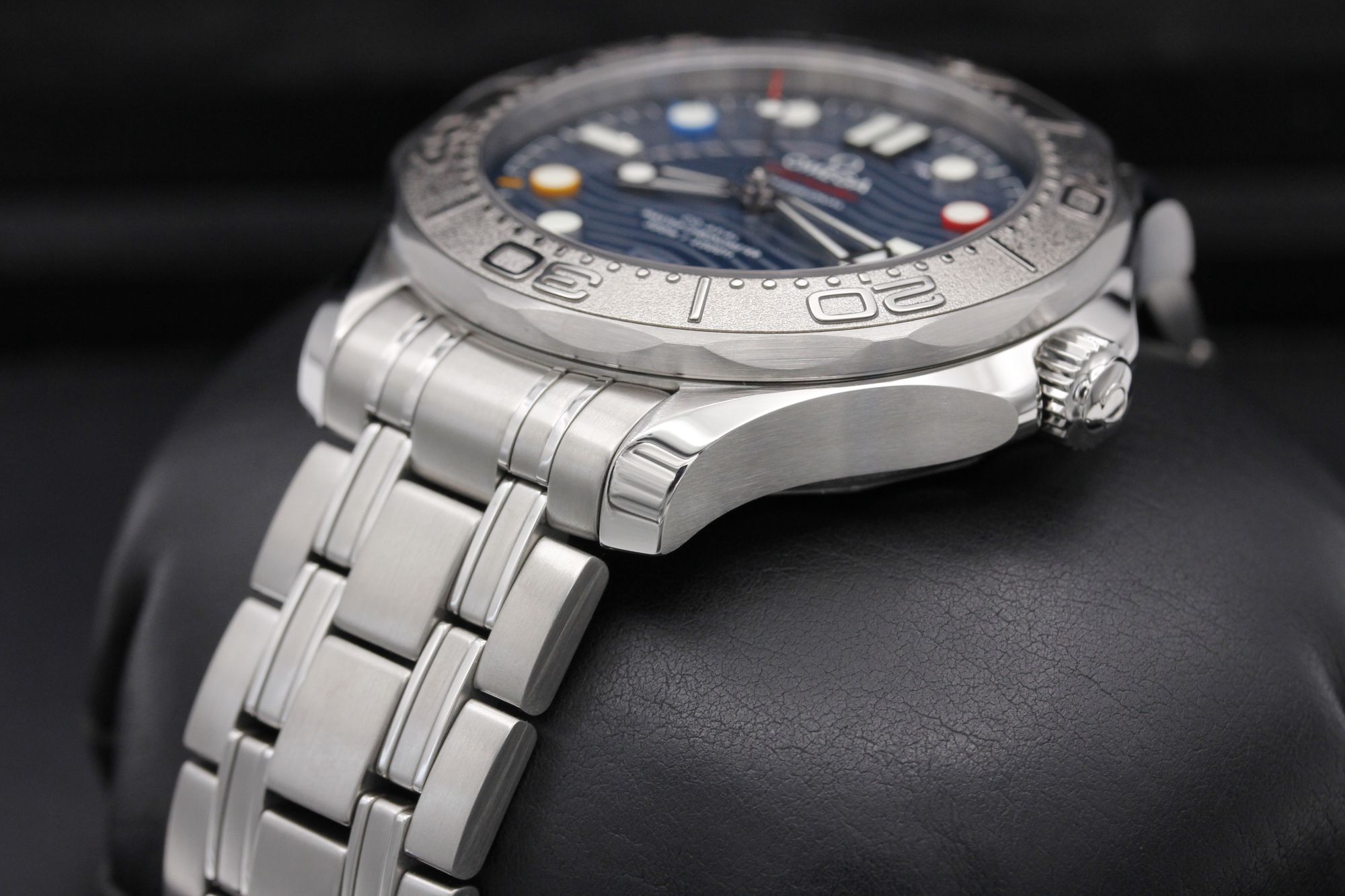 Omega Seamaster Diver 300m 522.30.42.20.03.001 Thumbnail 2