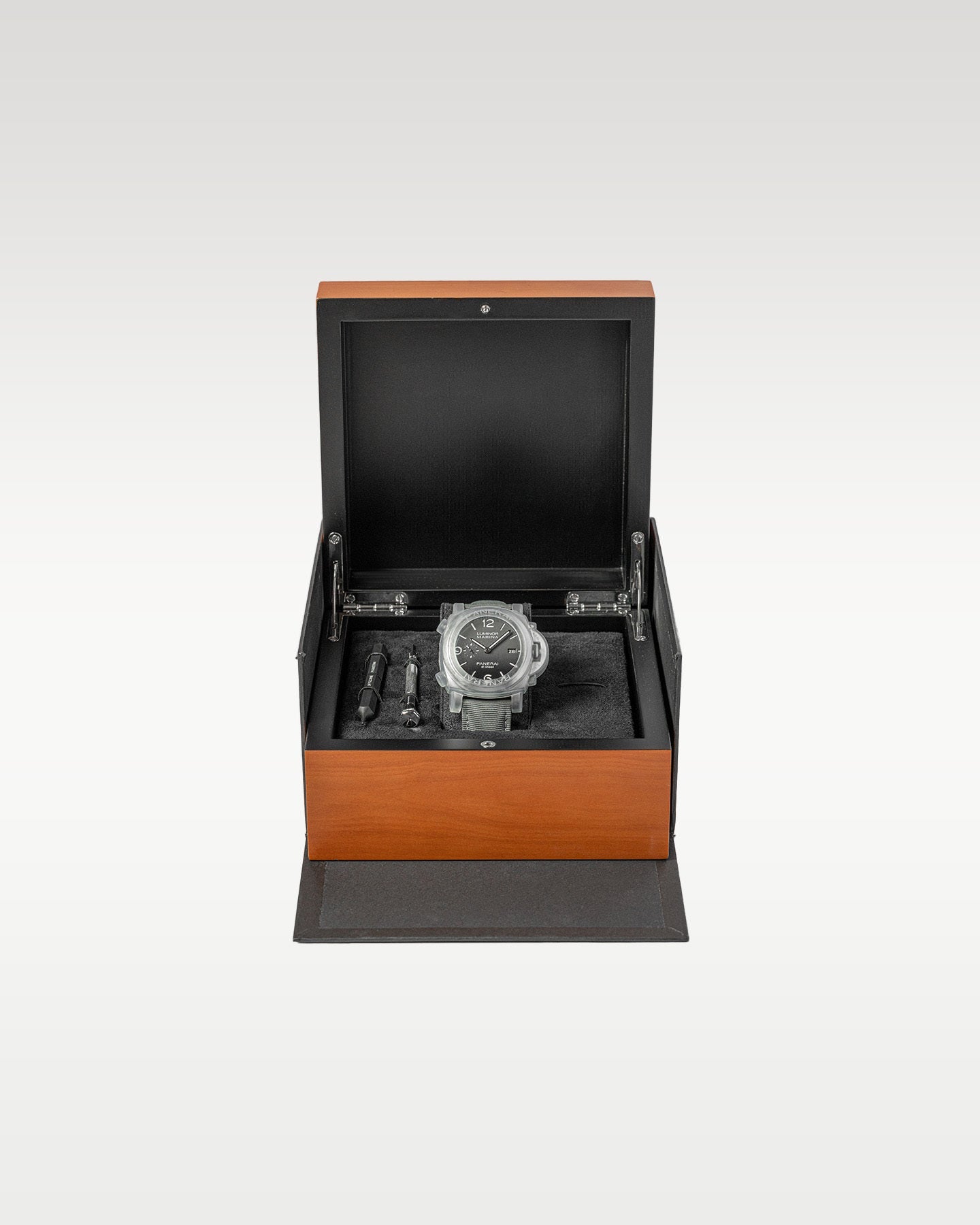 Panerai Luminor Marina ESteel PAM01358 Thumbnail 5