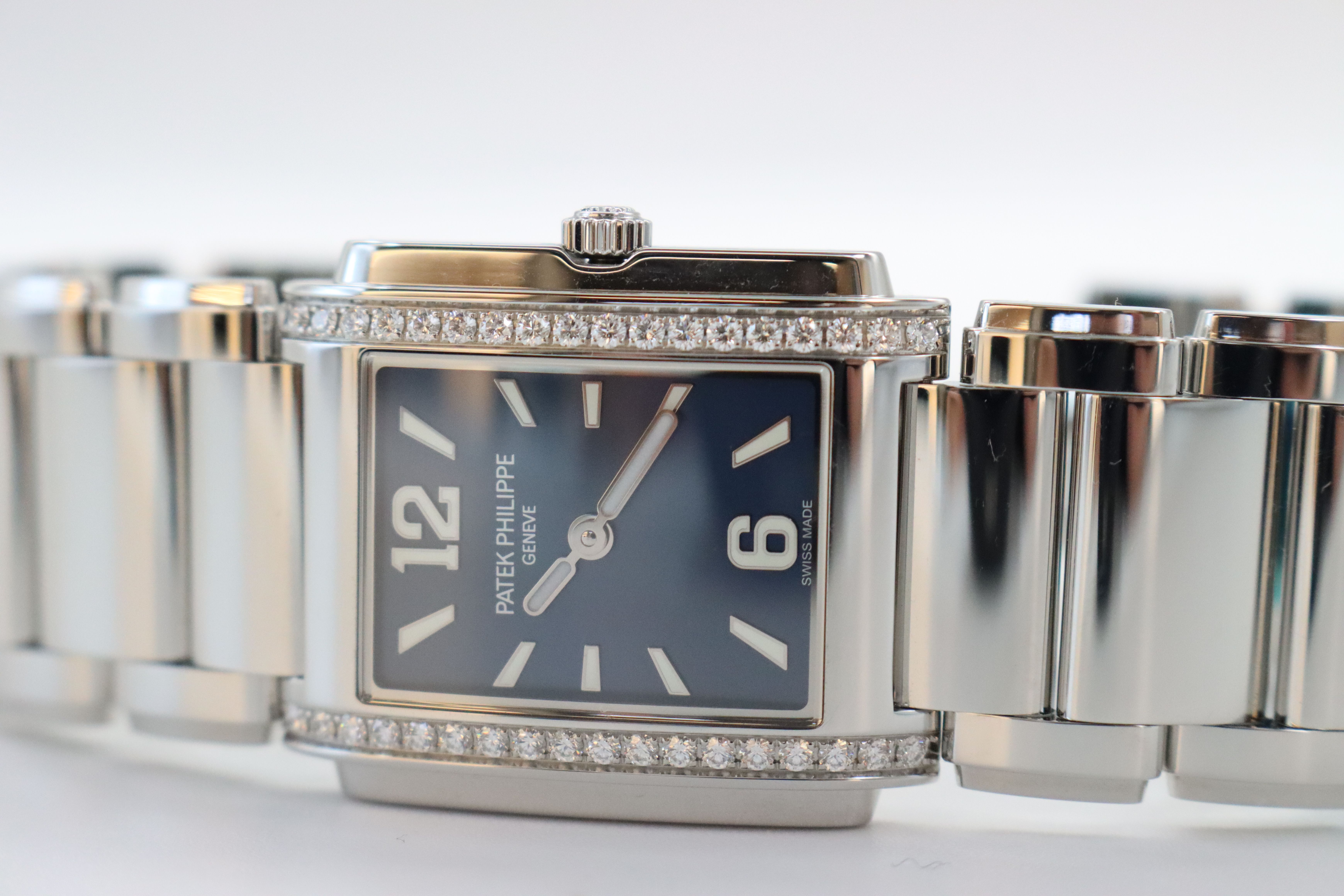 Patek Philippe Twenty-4 4910/1200A-001 Thumbnail 6