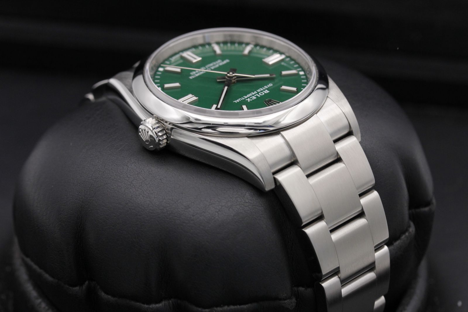 Rolex Oyster Perpetual 126000 Thumbnail 4