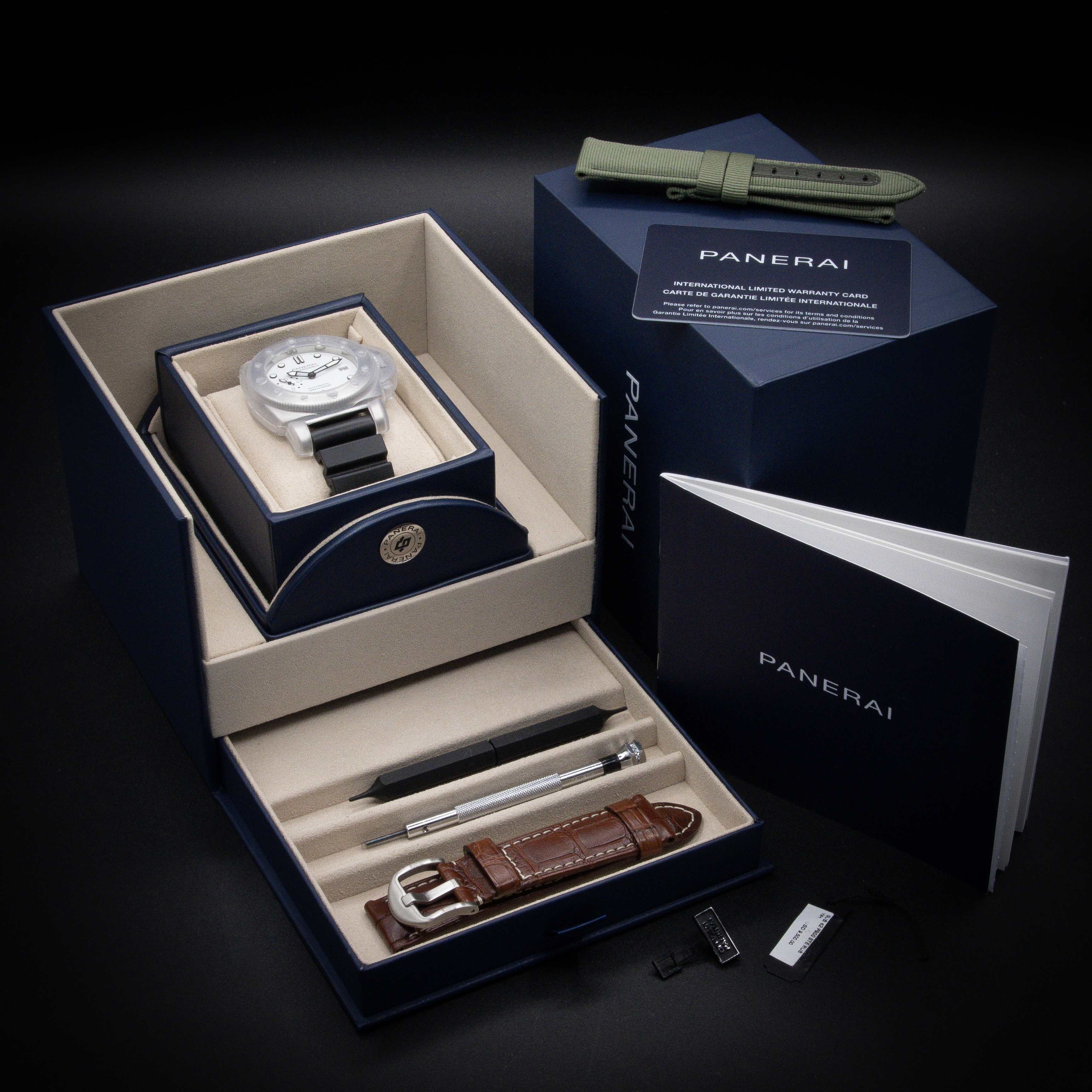 Panerai Submersible PAM02223 Thumbnail 7