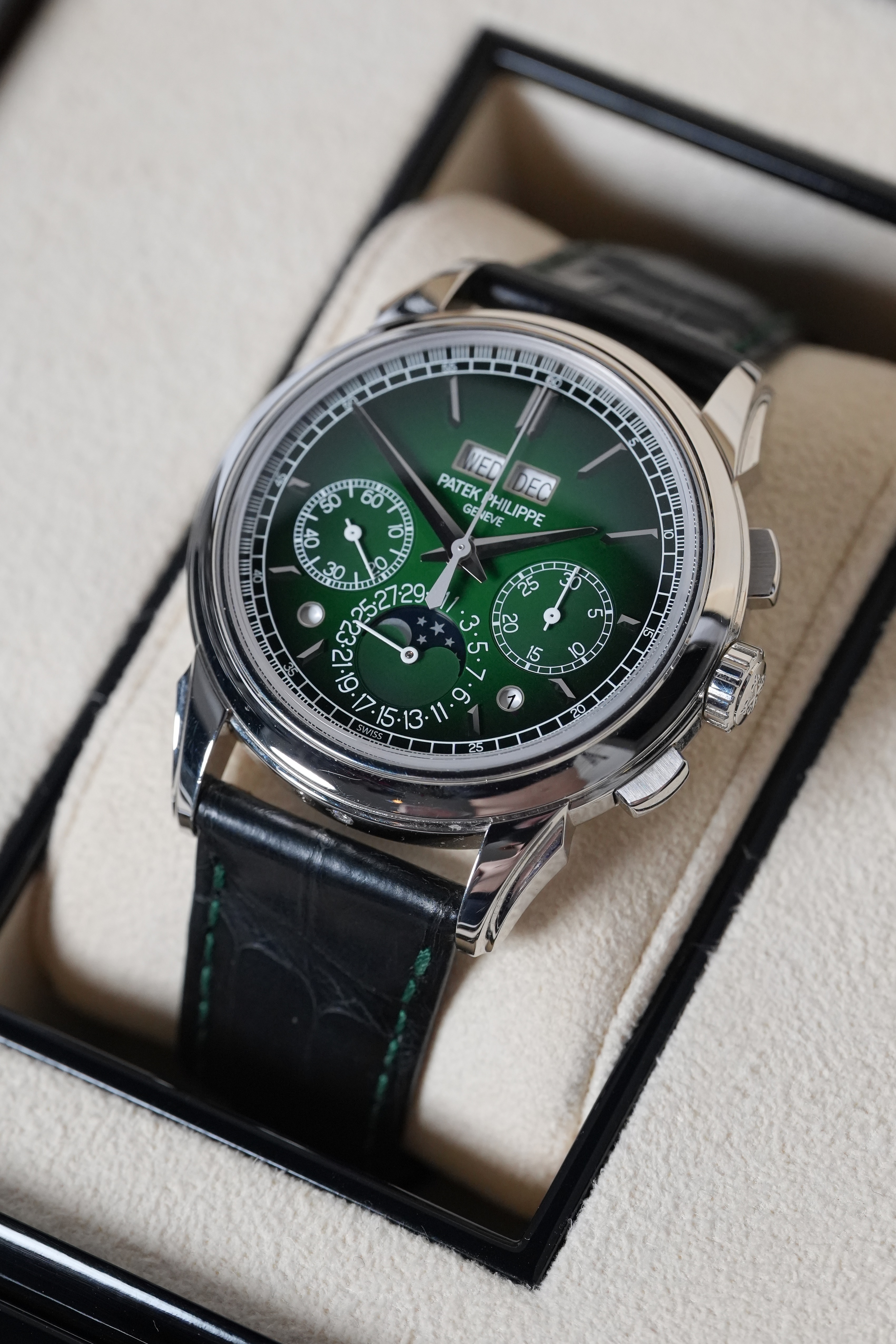 Patek Philippe Grand Complications 5270P-014 Thumbnail 6