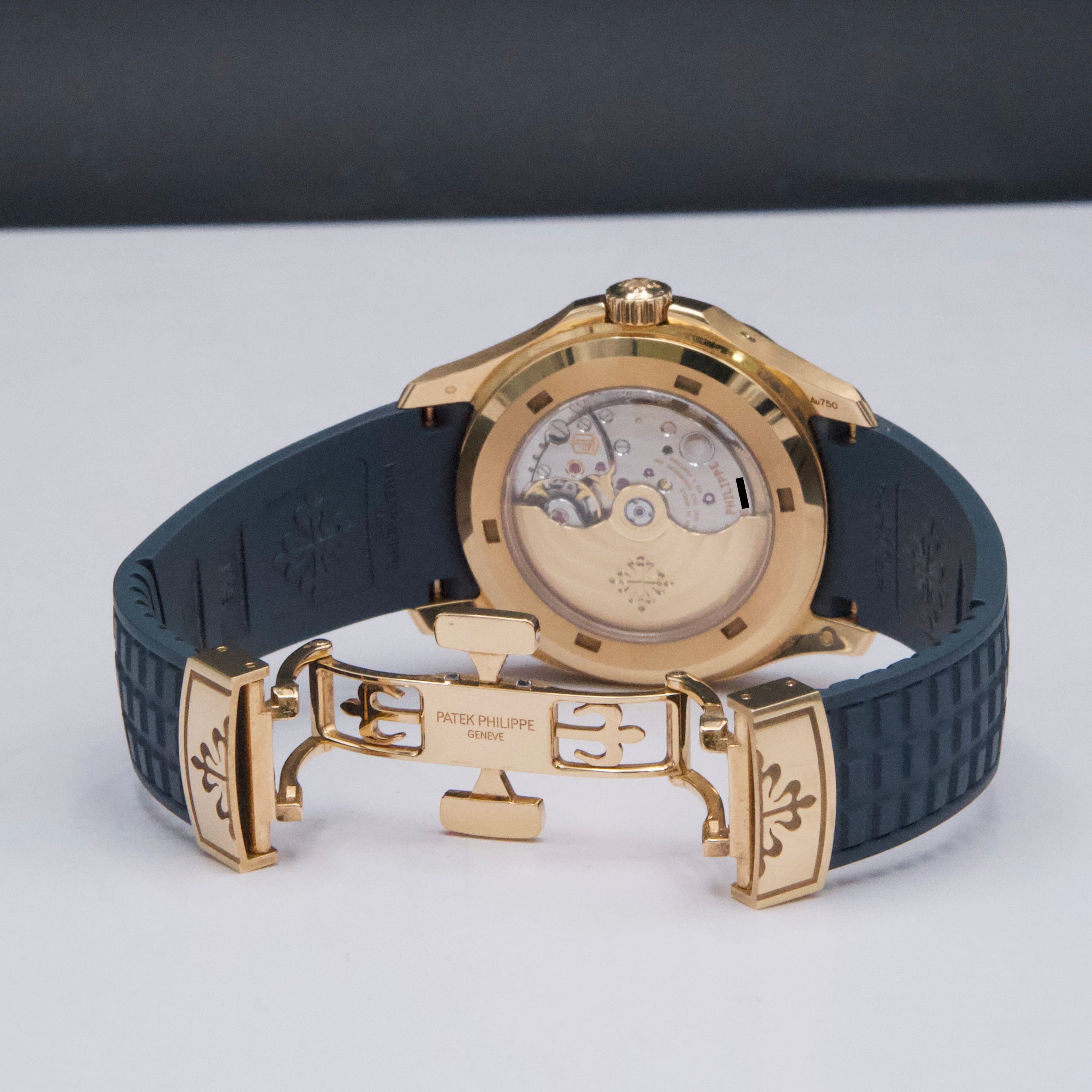 Patek Philippe Aquanaut 5261R-001 Thumbnail 5