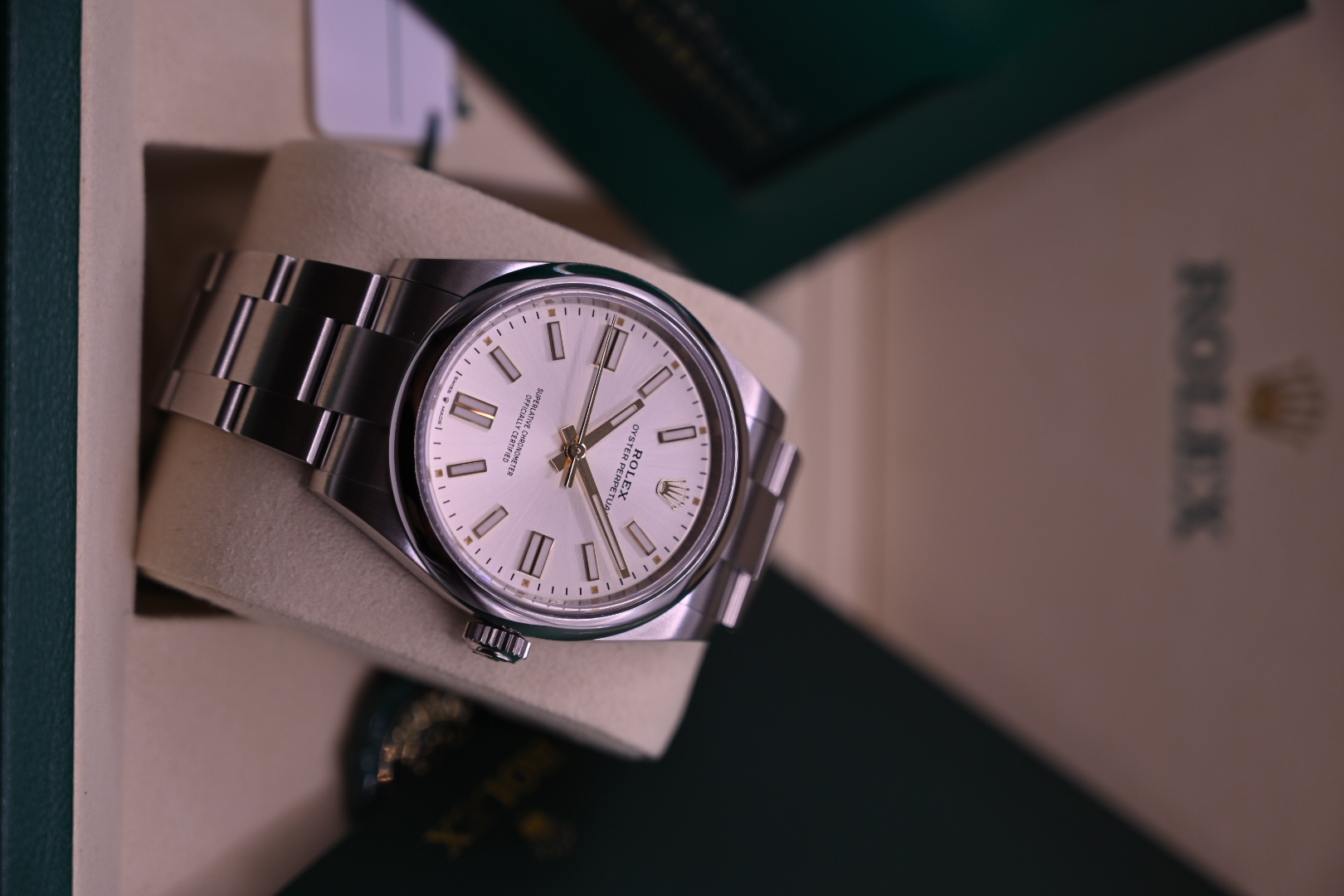 Rolex Oyster Perpetual 41 134300 Thumbnail 4