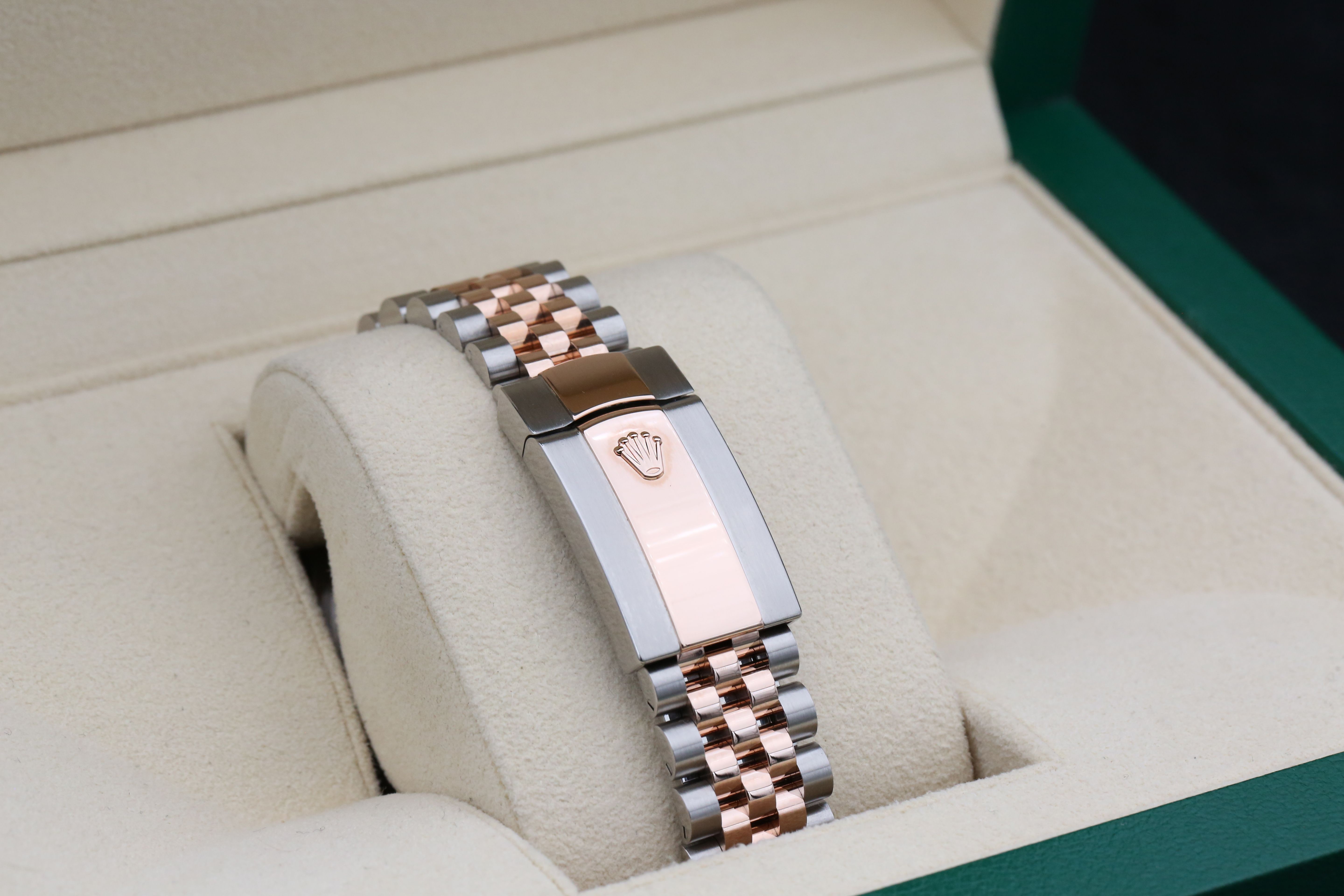 Rolex Datejust 41 126331 Thumbnail 3