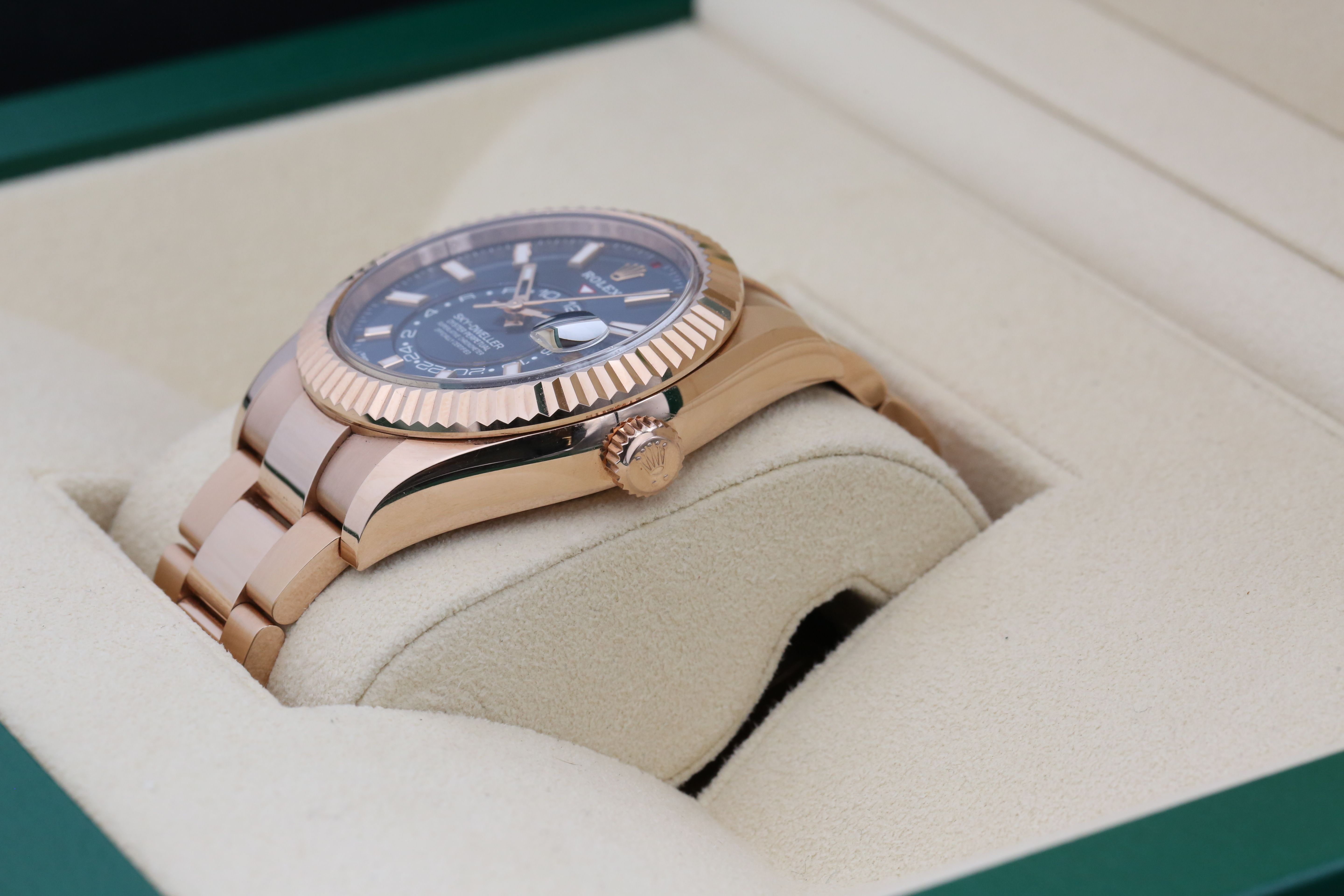 Rolex Sky-Dweller 336935 Thumbnail 6