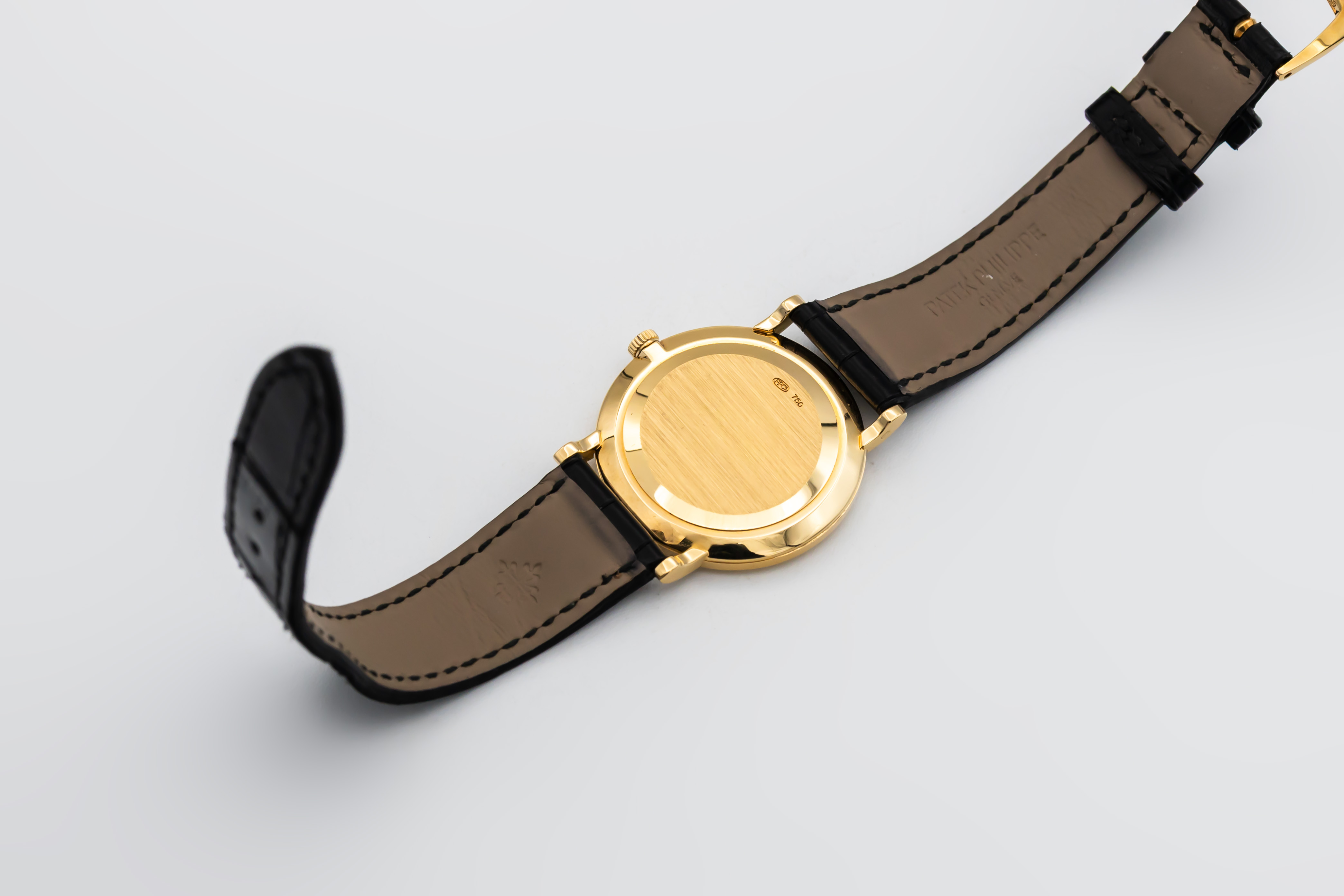 Patek Philippe Calatrava 5022J Thumbnail 4