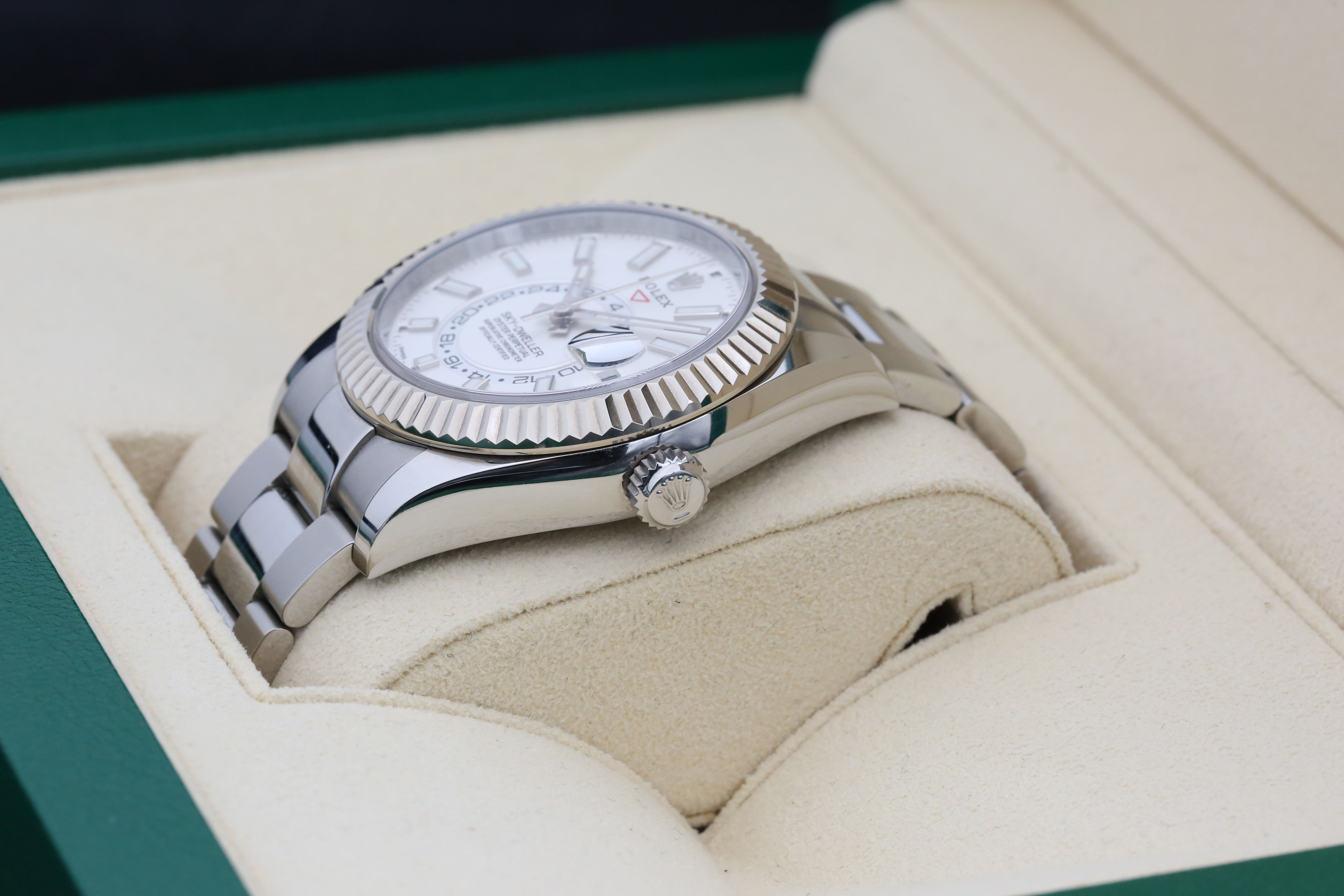 Rolex Sky-Dweller 326934 Thumbnail 6
