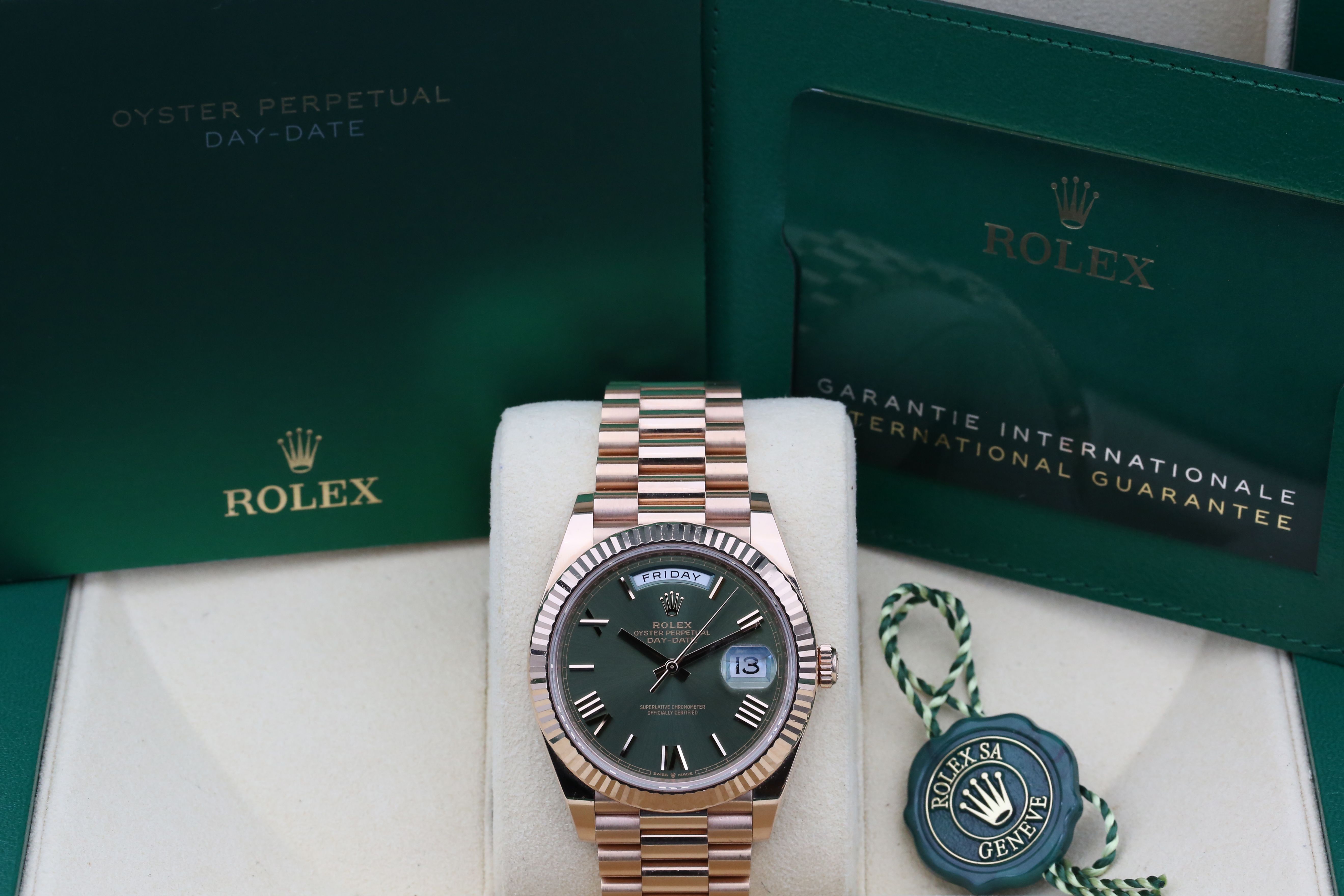 Rolex Day-Date 40 228235 Thumbnail 7
