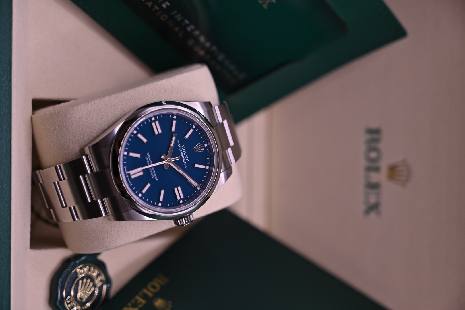 Rolex Oyster Perpetual 41 134300 Thumbnail 4