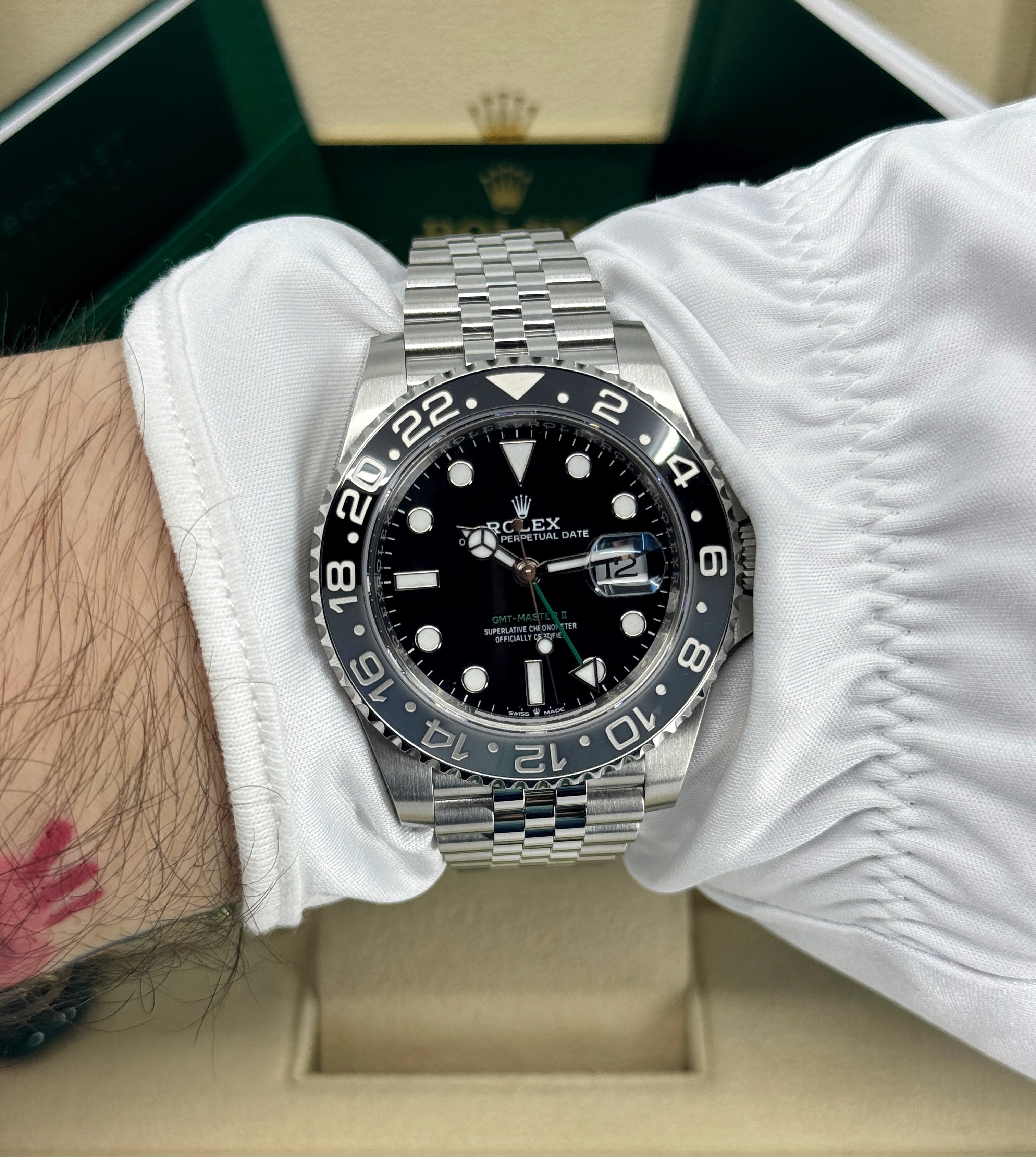 Rolex GMT Master II 126710 GRNR Thumbnail 5