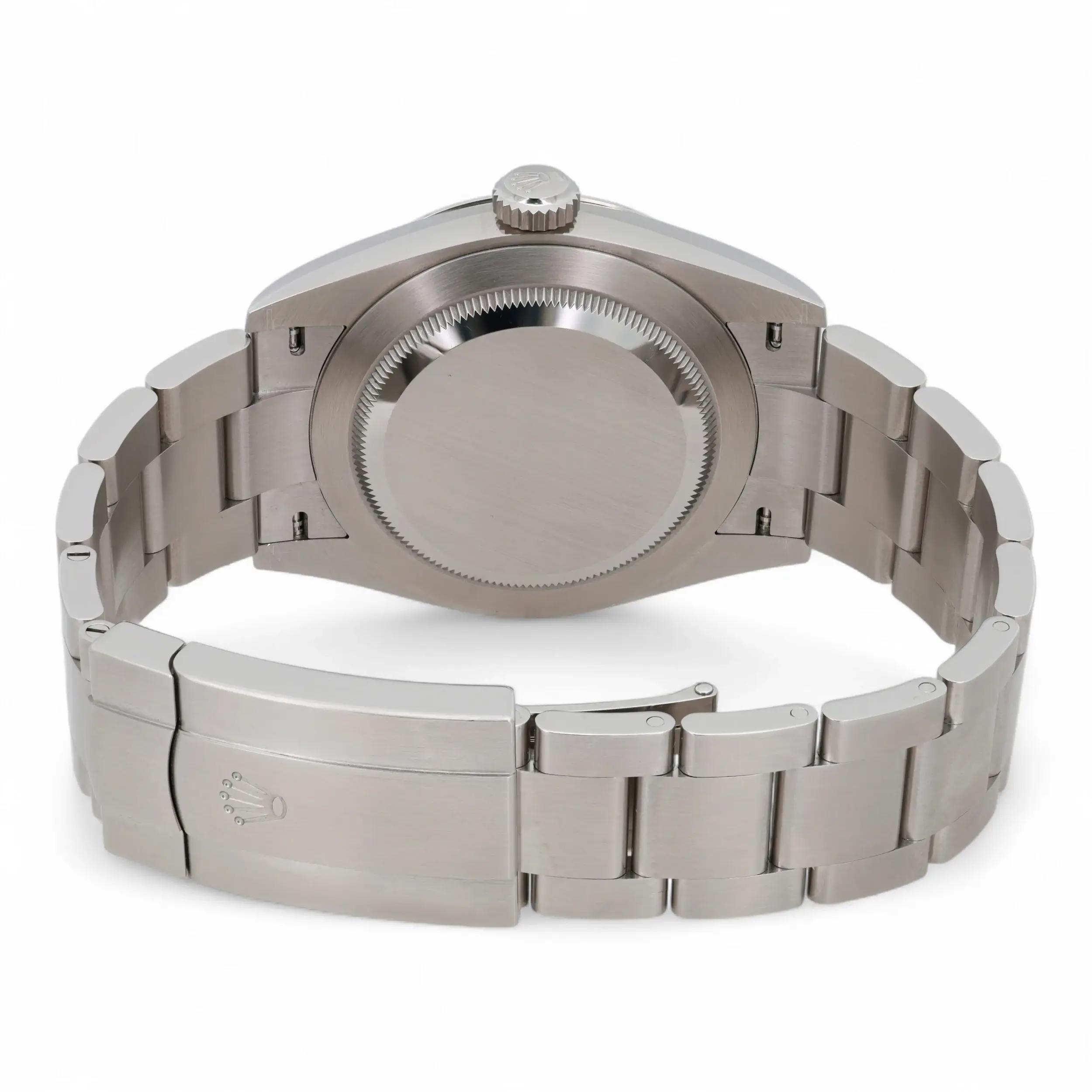 Rolex Oyster Perpetual 41 134300 Thumbnail 3