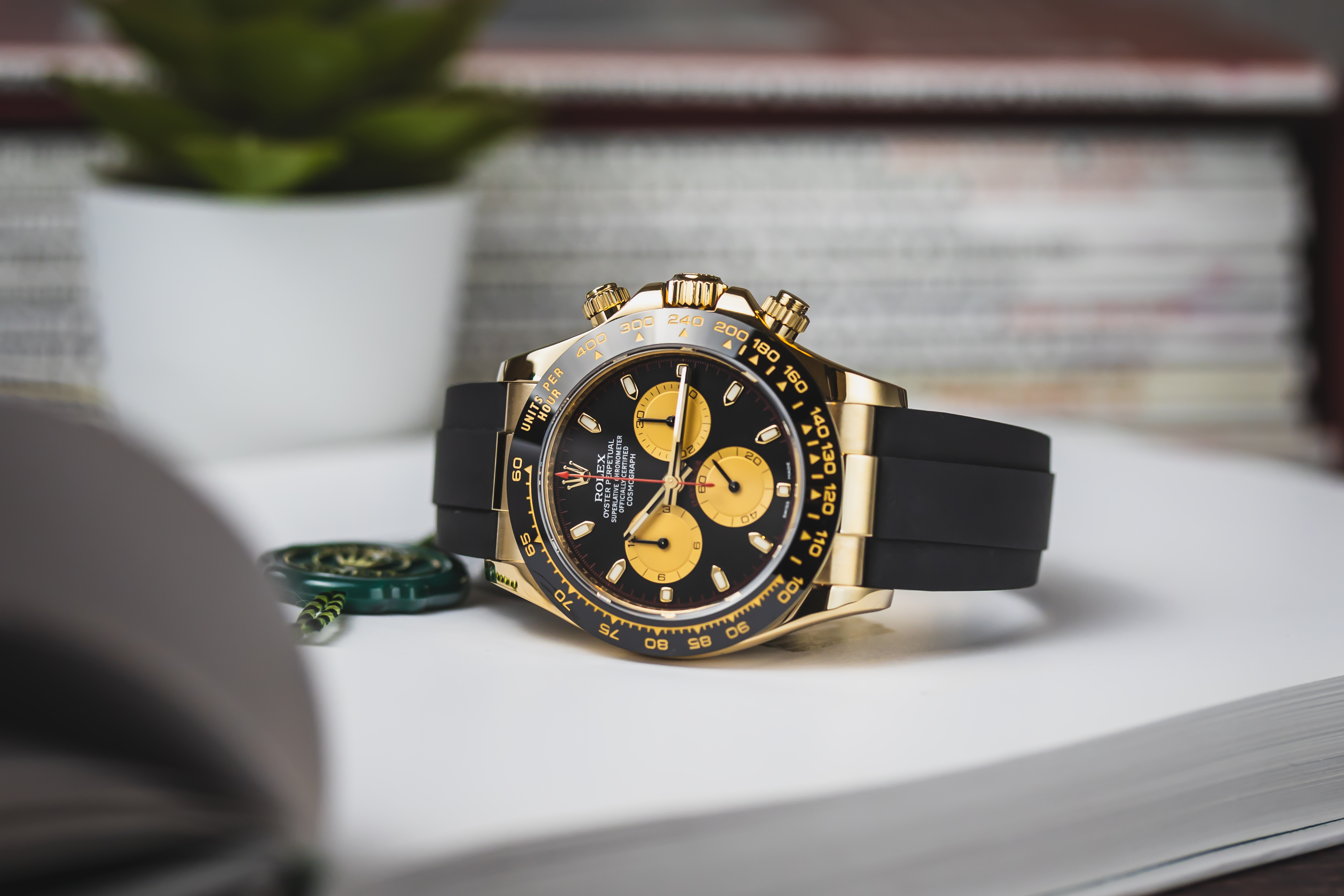 Rolex Daytona 116518 LN Thumbnail 6
