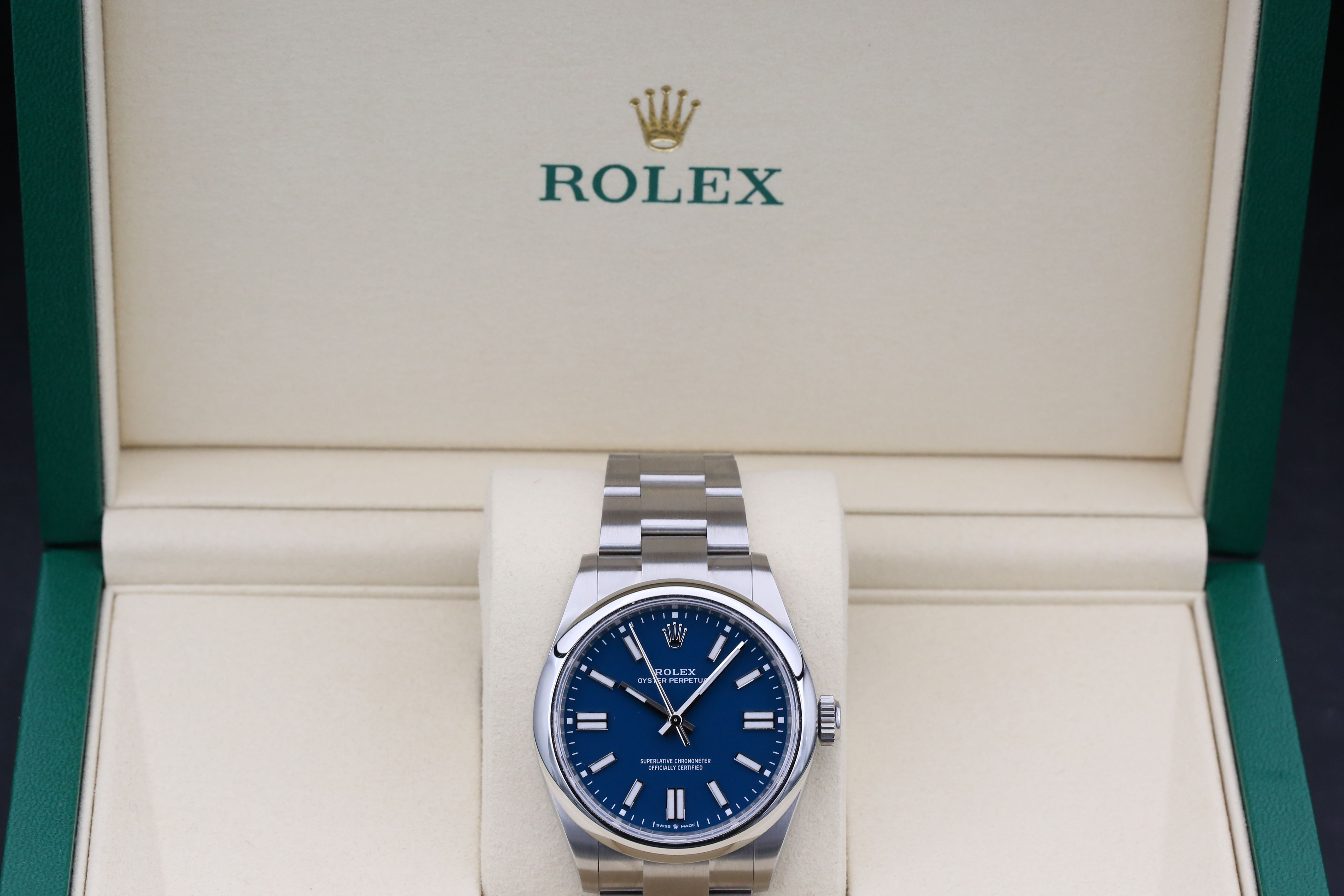 Rolex Oyster Perpetual 41 134300 Thumbnail 4