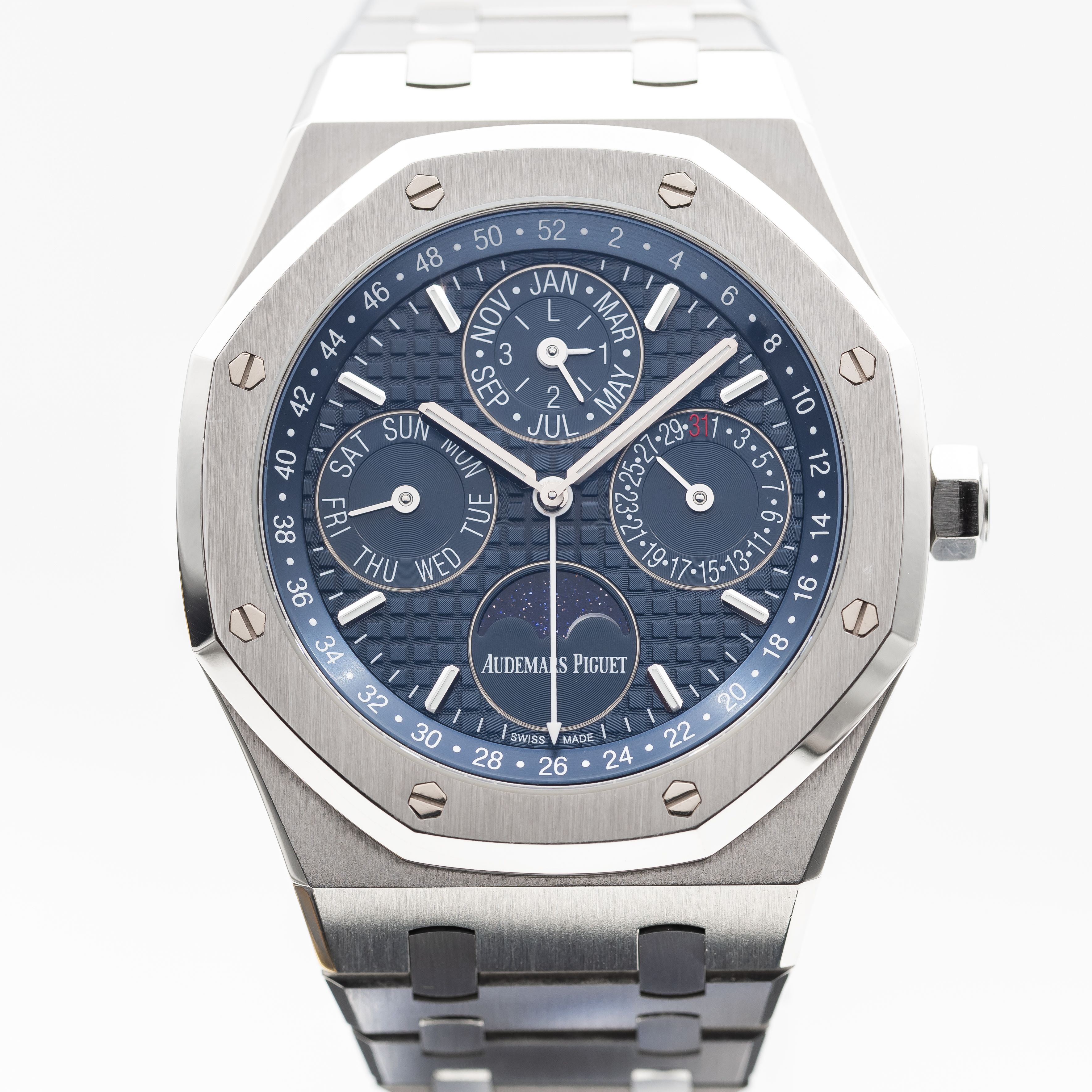 Audemars Piguet Royal Oak Perpetual Calendar 26574ST.OO.1220ST.02 Thumbnail 1