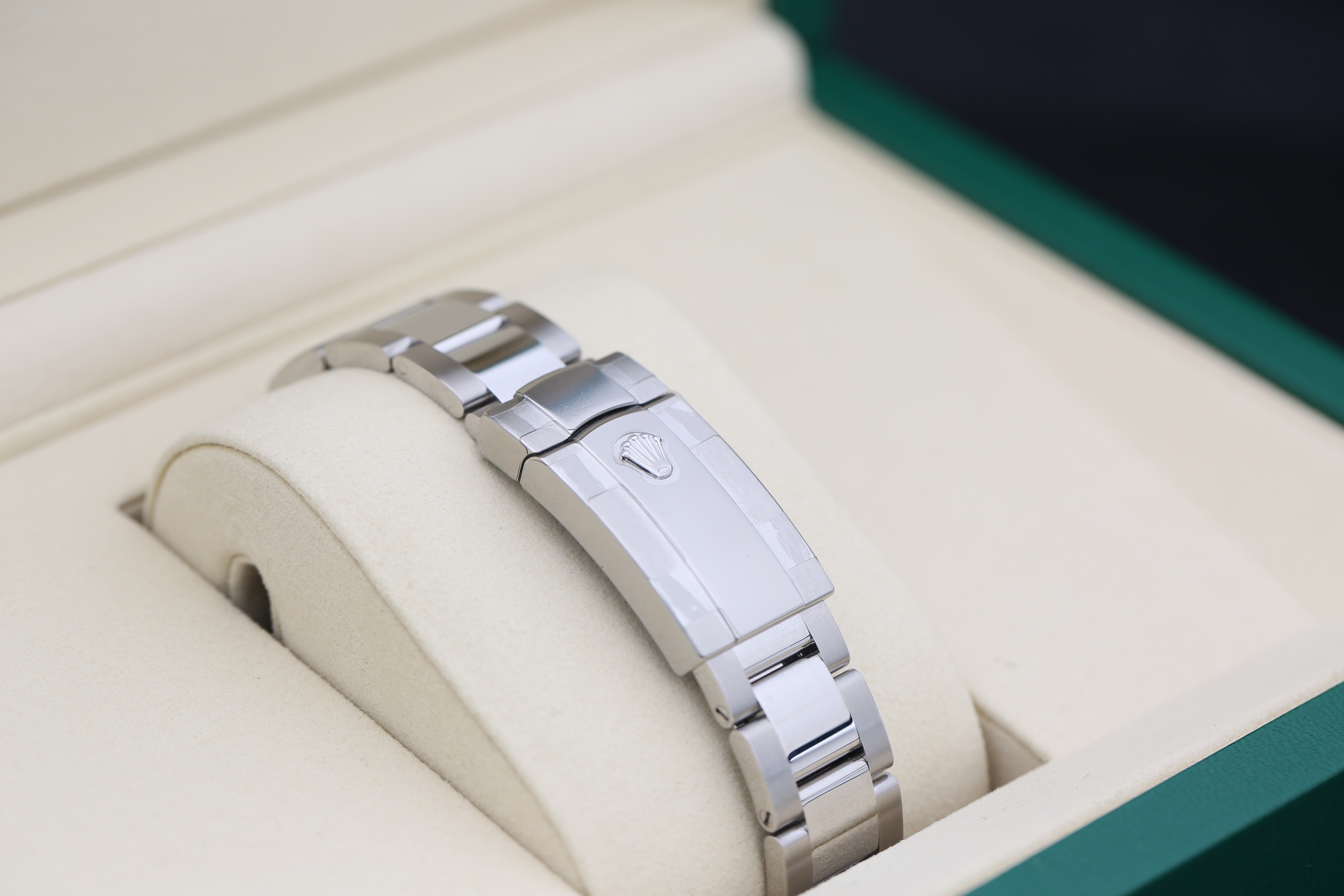 Rolex Datejust 41 126334 Thumbnail 3