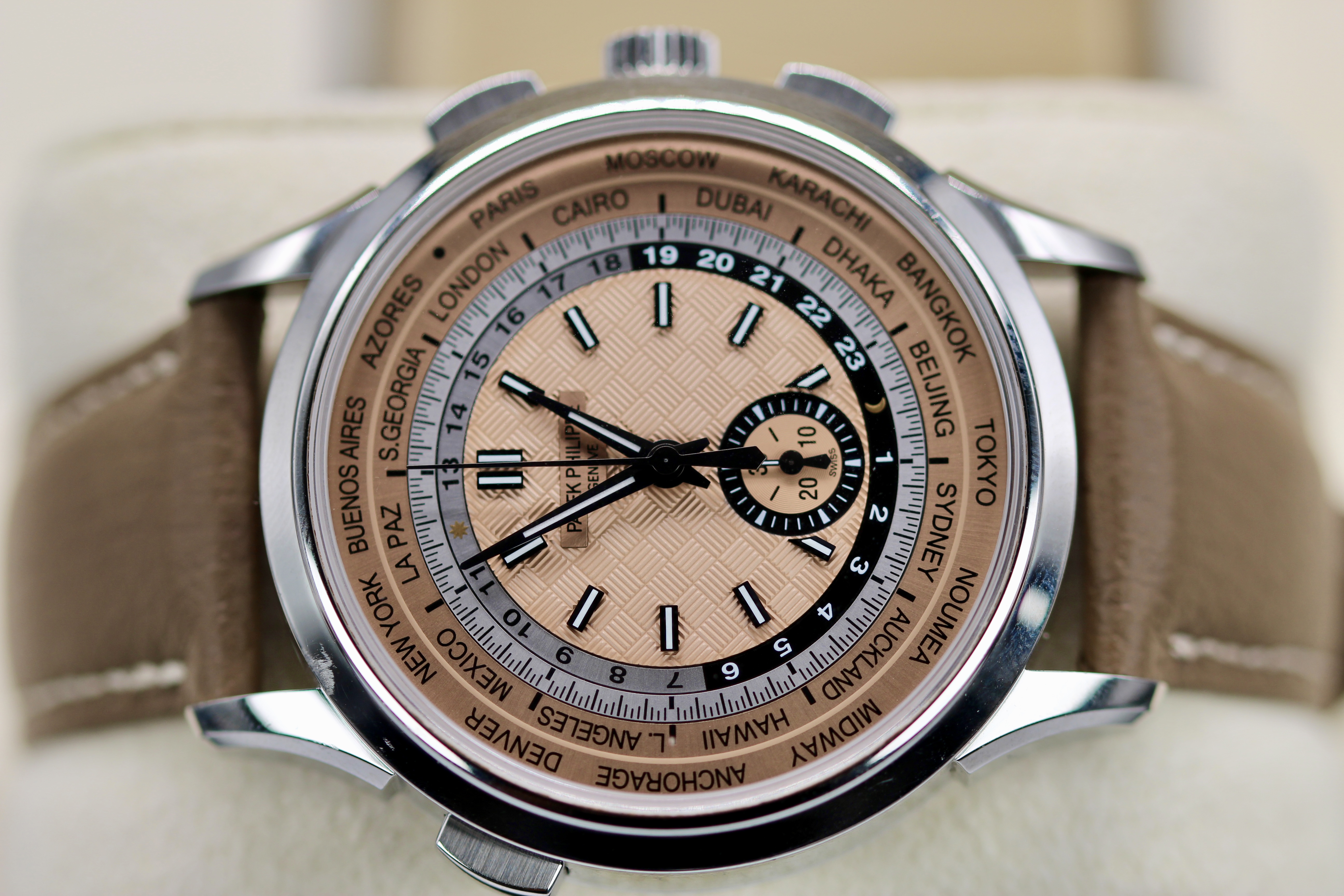 Patek Philippe Complications 5935A-001 Thumbnail 5
