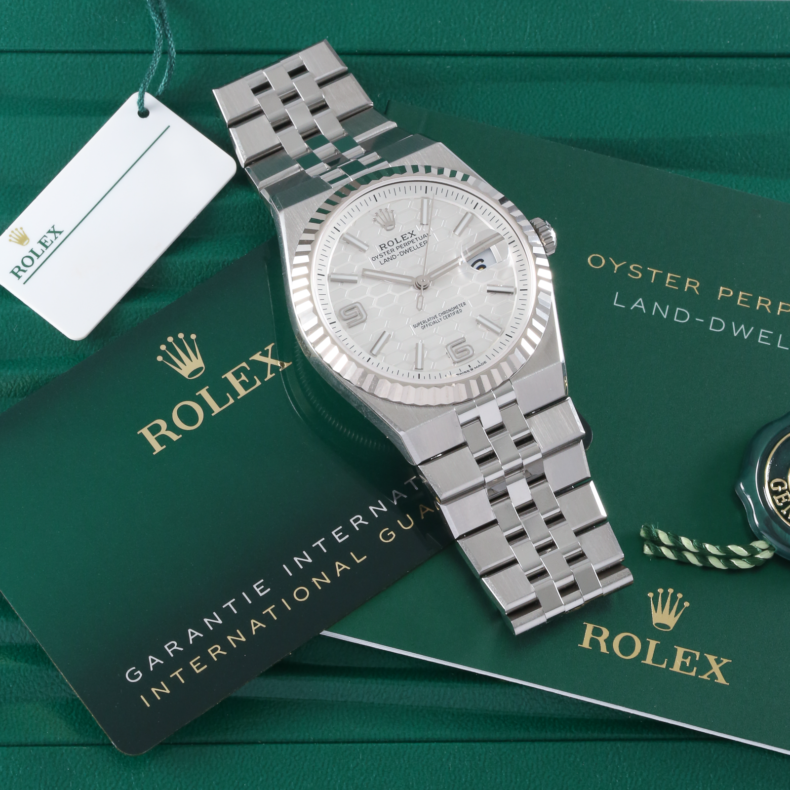 Rolex Land-Dweller 40 127334 Thumbnail 6