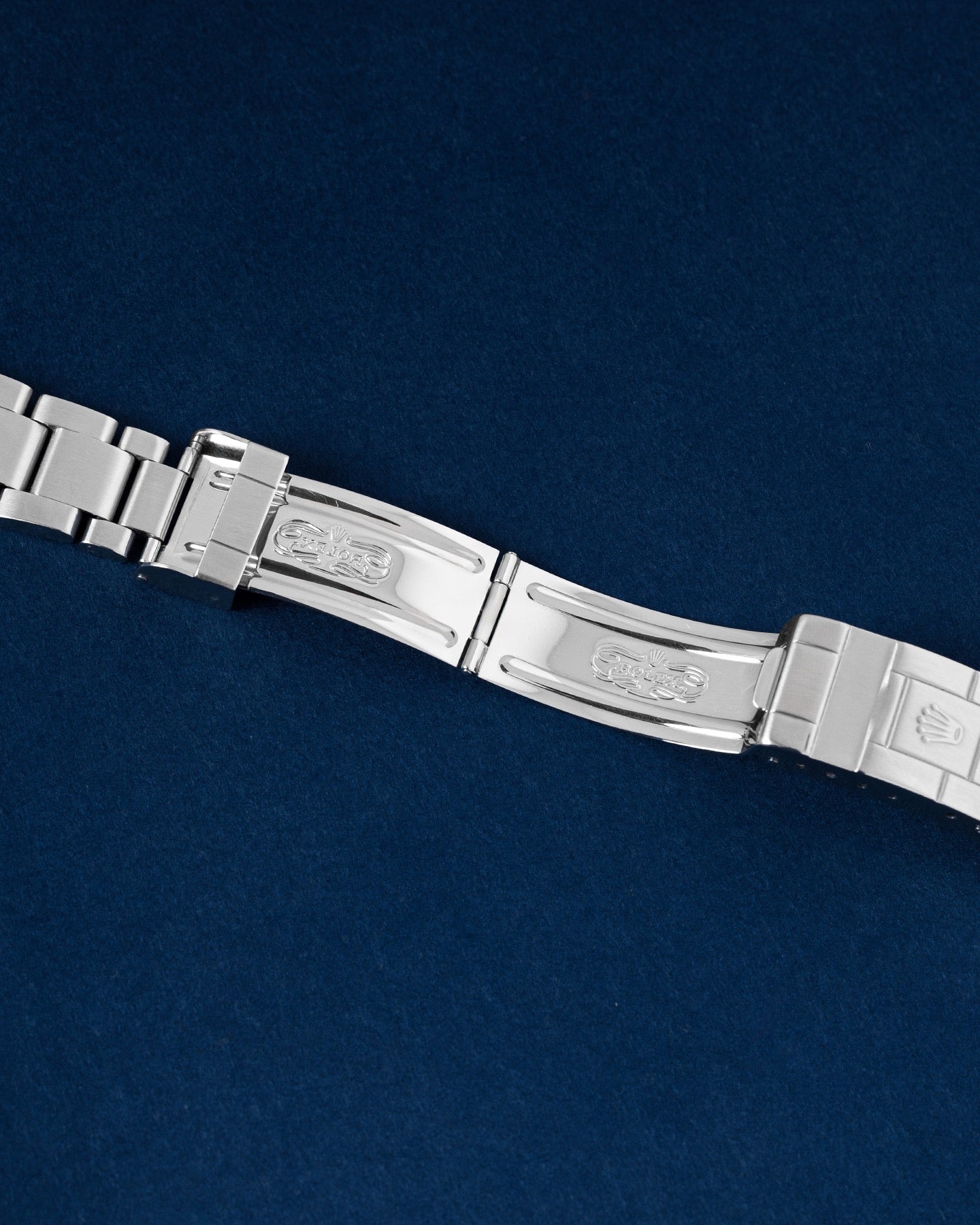 Rolex Submariner 16610 Thumbnail 5