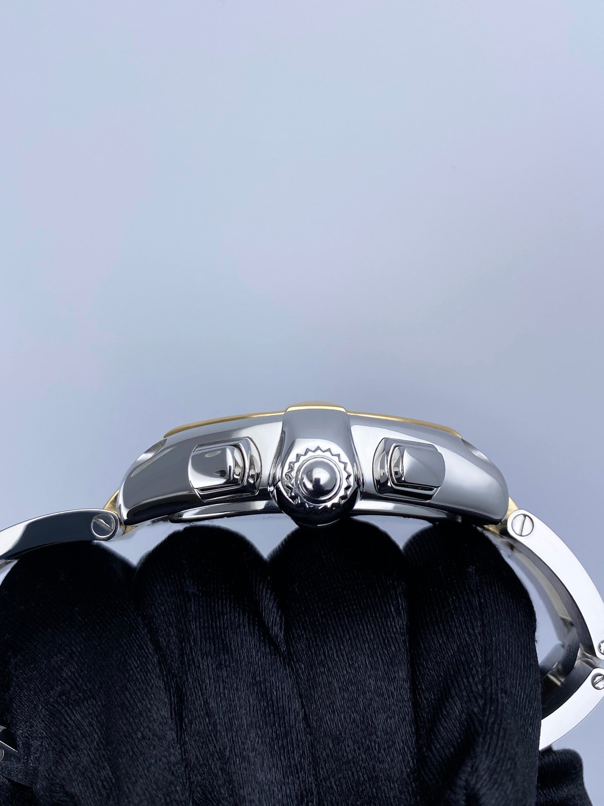 Cartier Roadster W62027Z1 Thumbnail 3