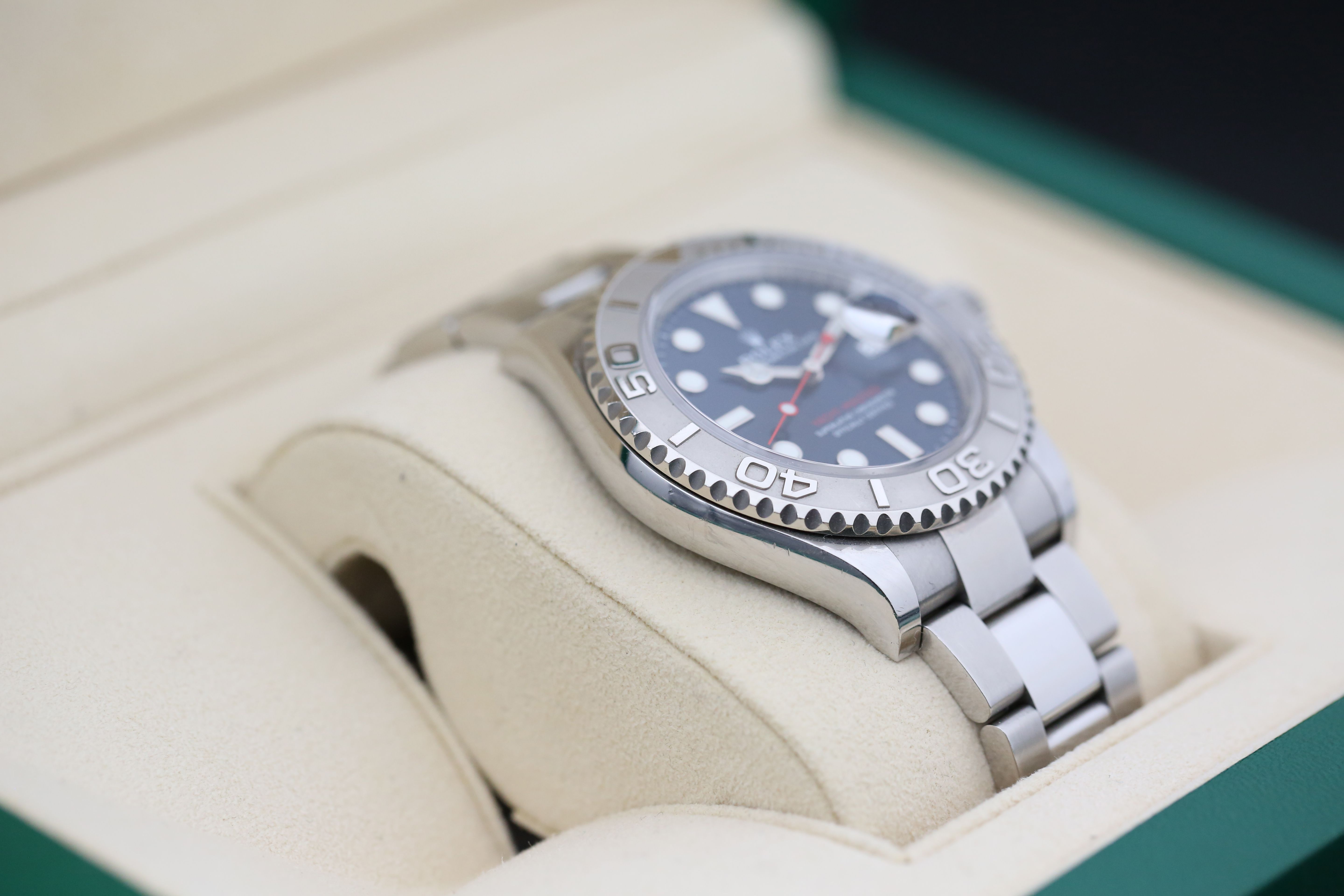 Rolex Yacht-Master 126622 Thumbnail 5
