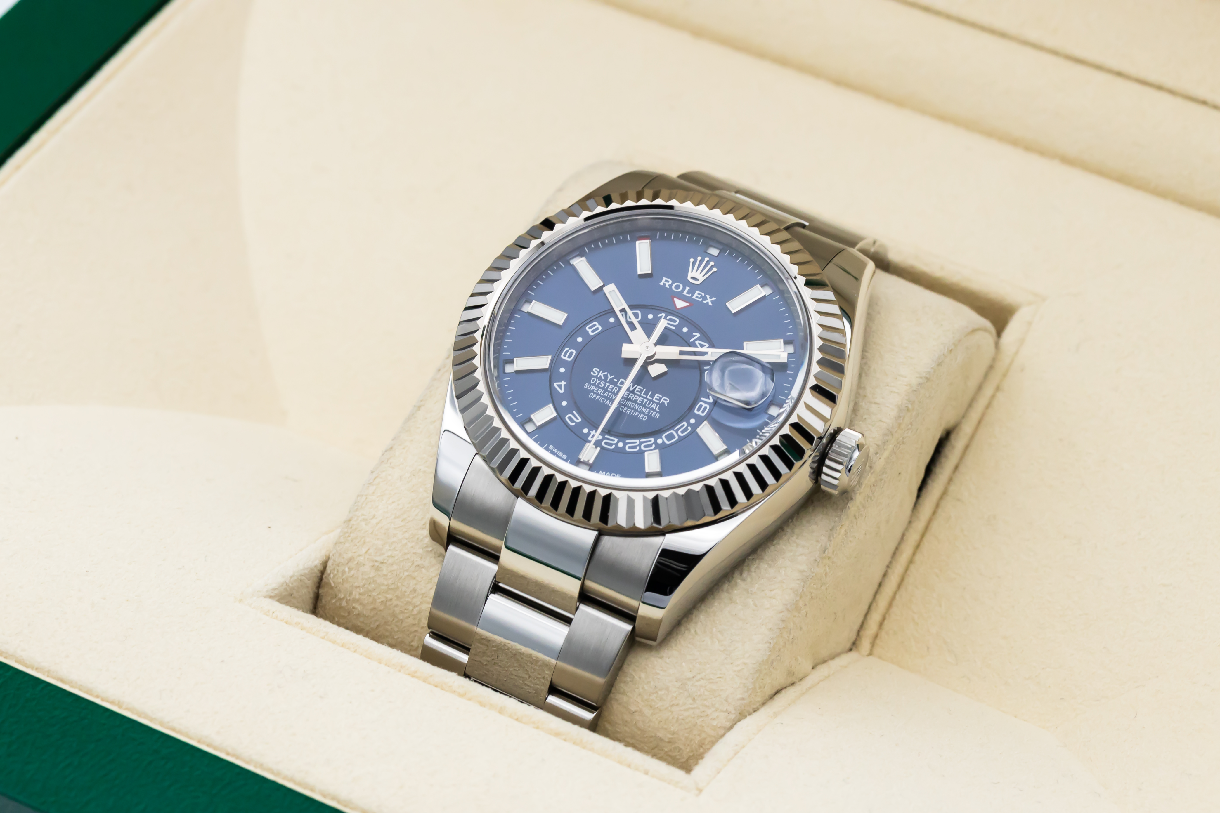 Rolex Sky-Dweller 326934 Thumbnail 5