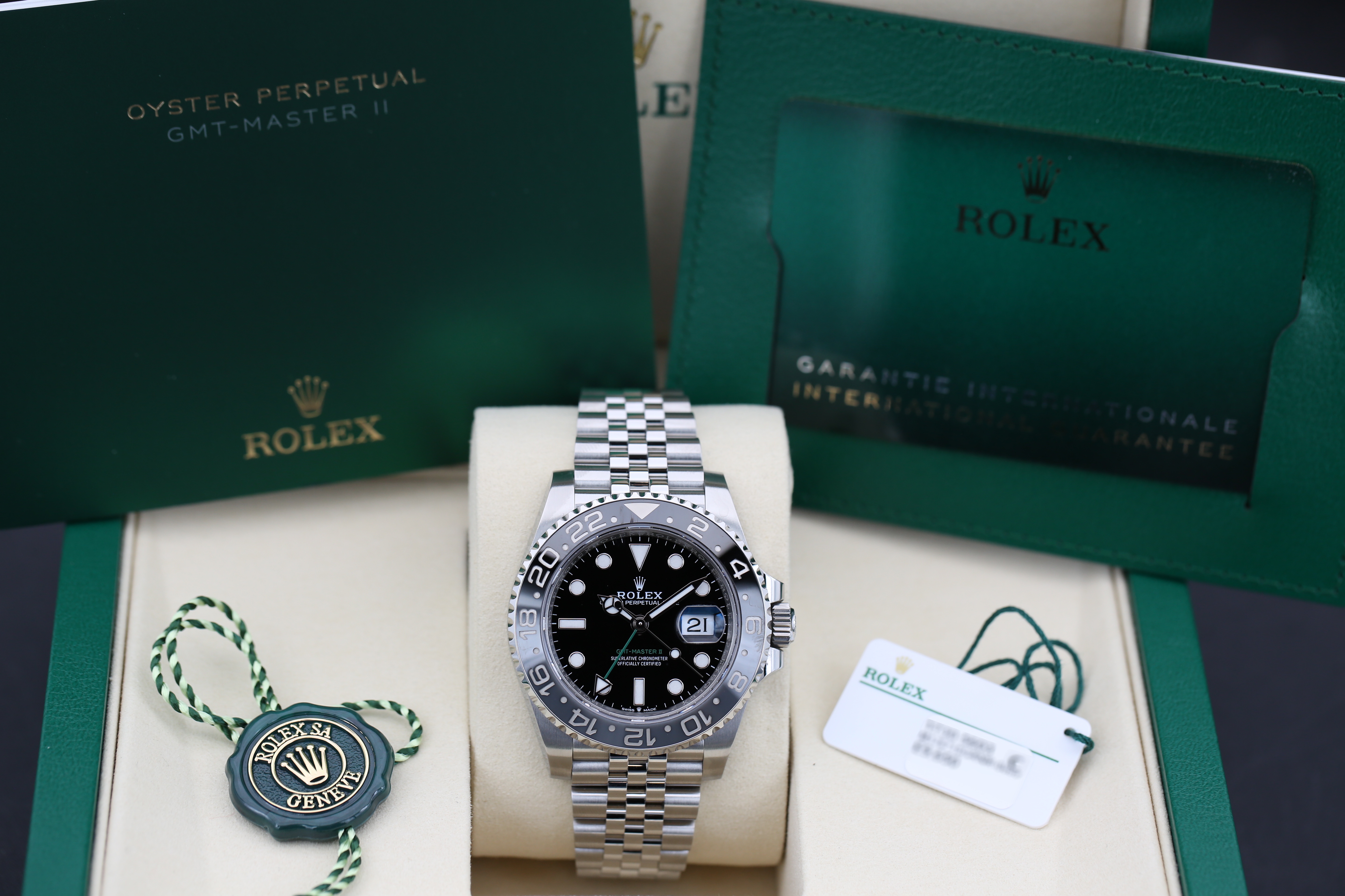 Rolex GMT Master II 126710 GRNR Thumbnail 7