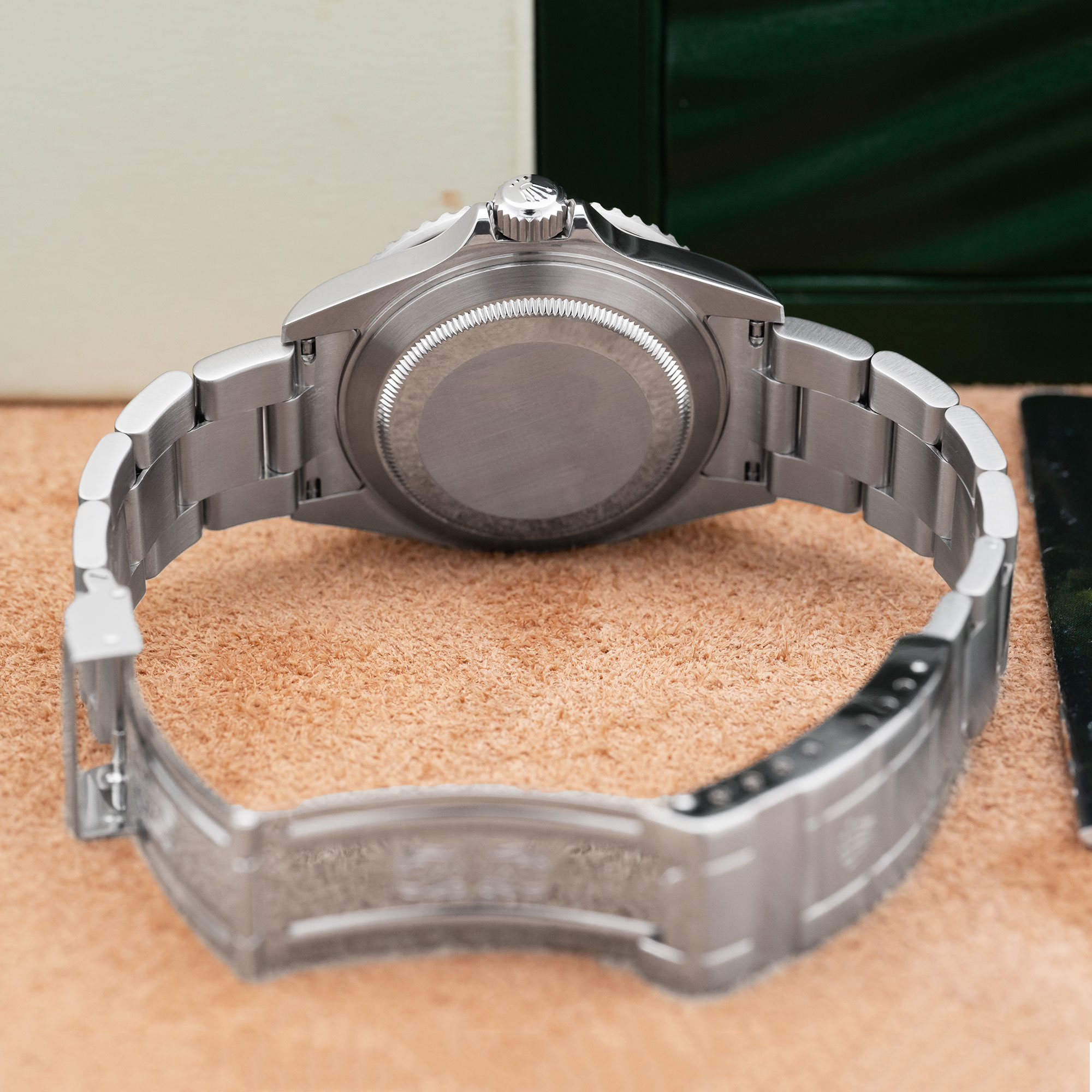 Rolex Submariner 16610 Thumbnail 4