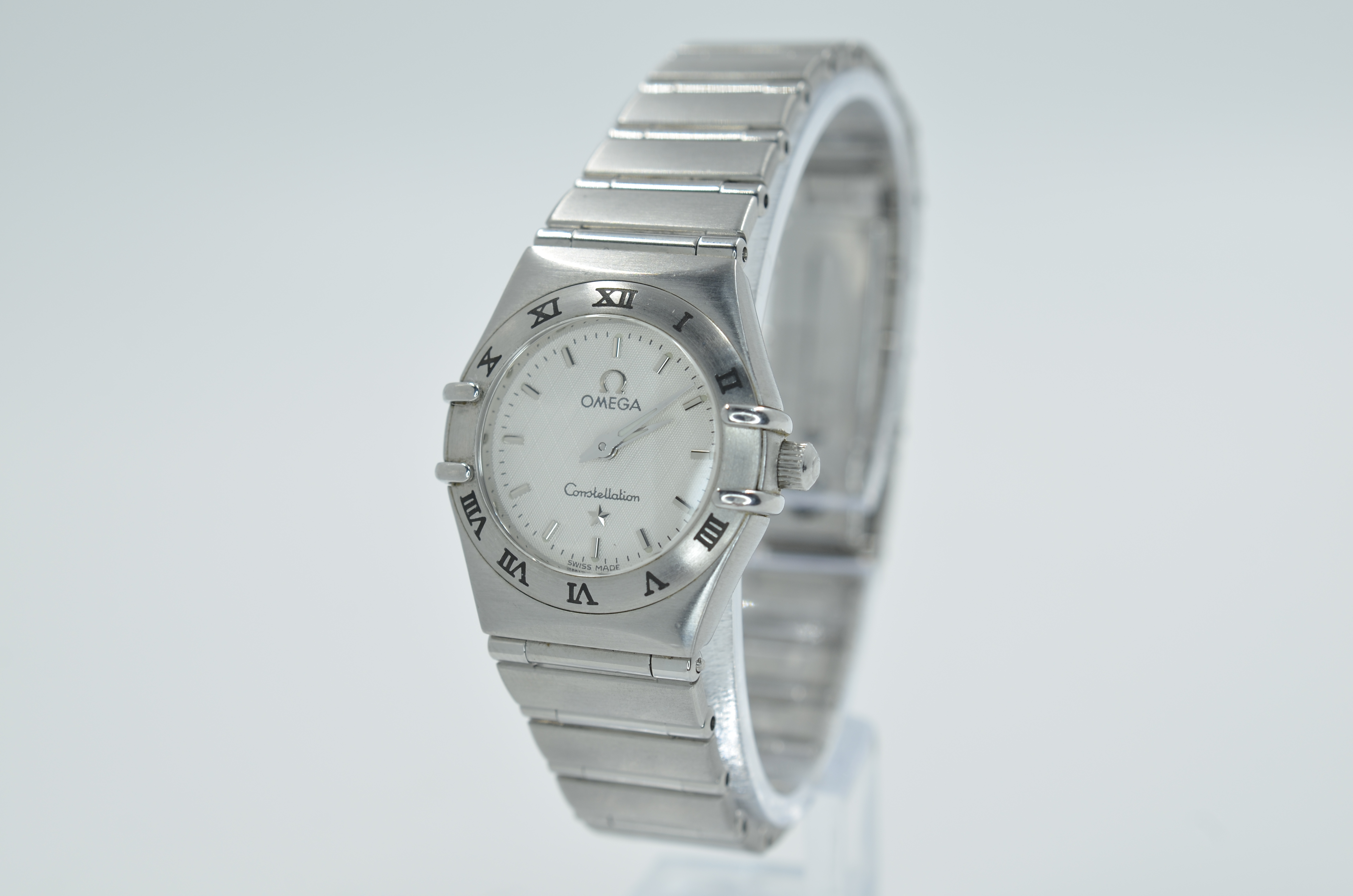Omega Constellation Mini 1562.30.00 Thumbnail 2