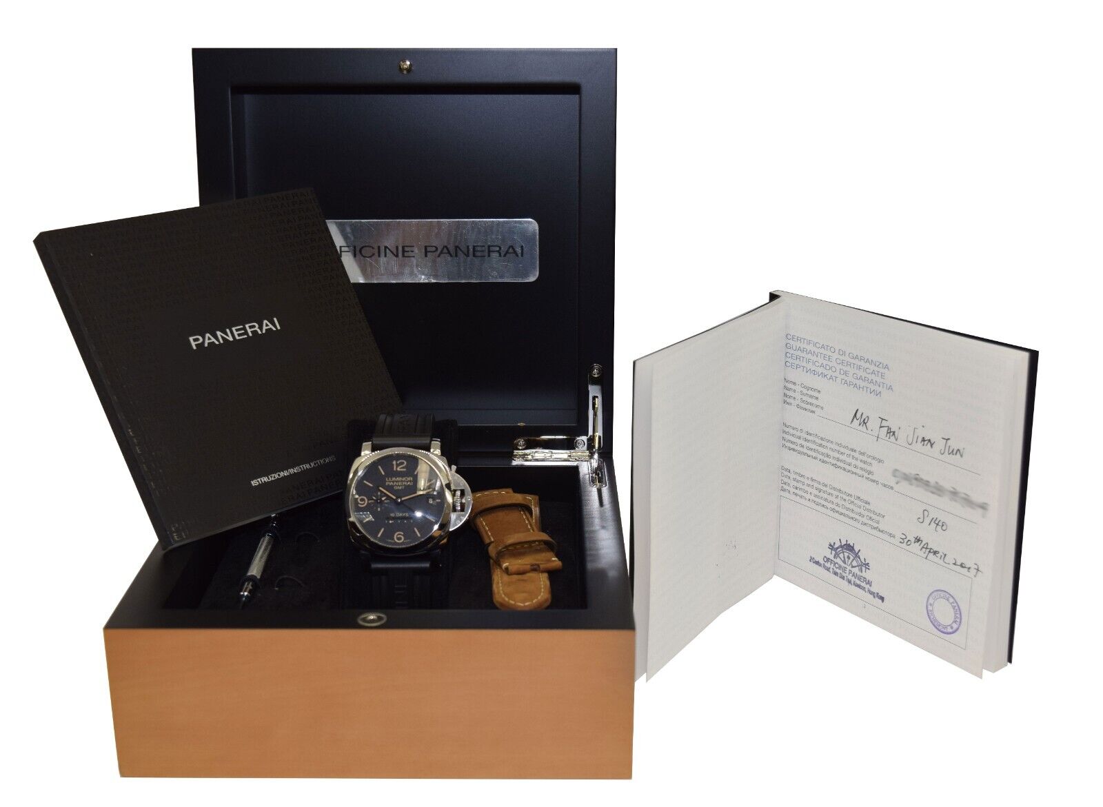 Panerai Luminor GMT PAM00533 Thumbnail 7