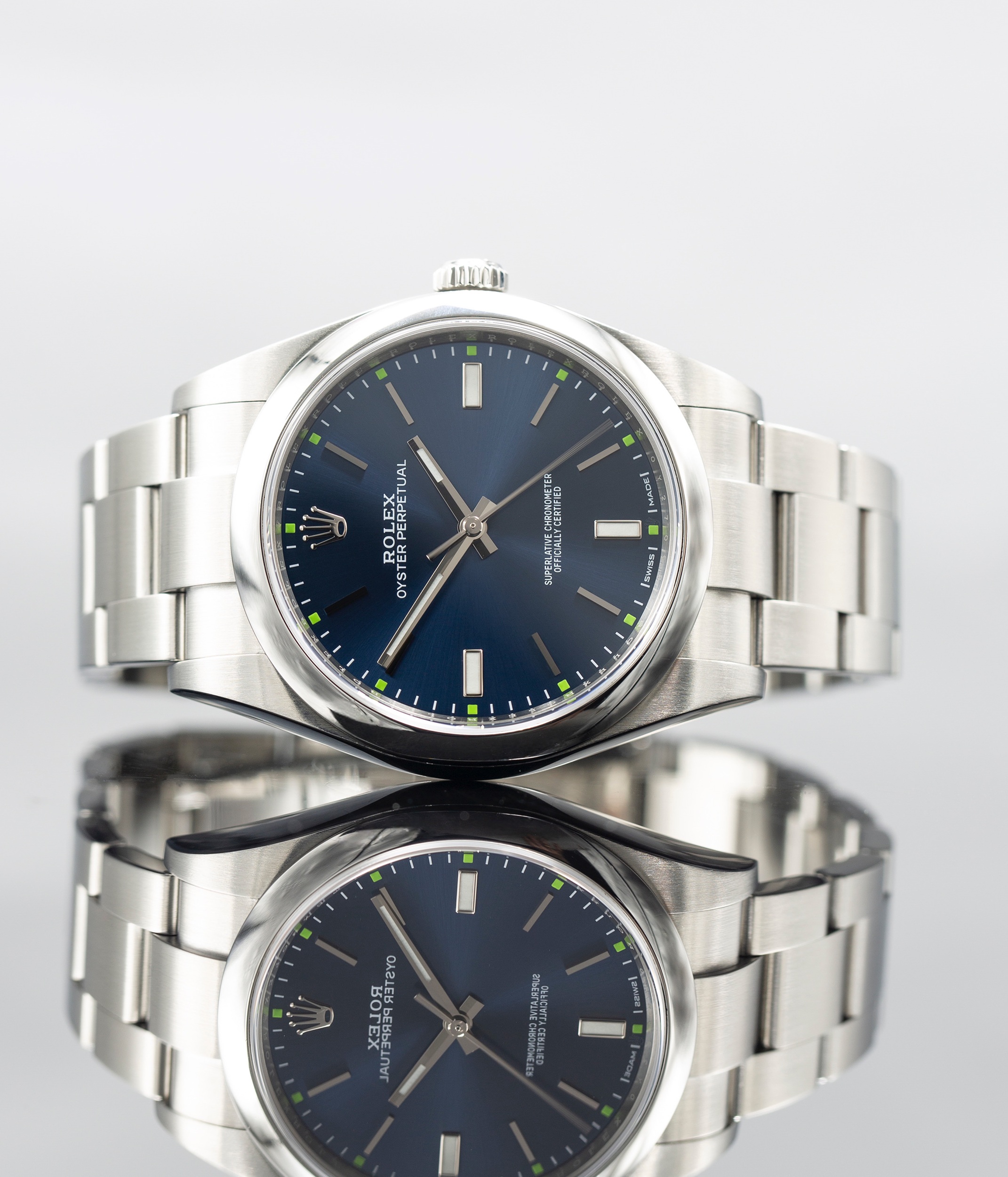 Rolex Oyster Perpetual 114300 Thumbnail 6