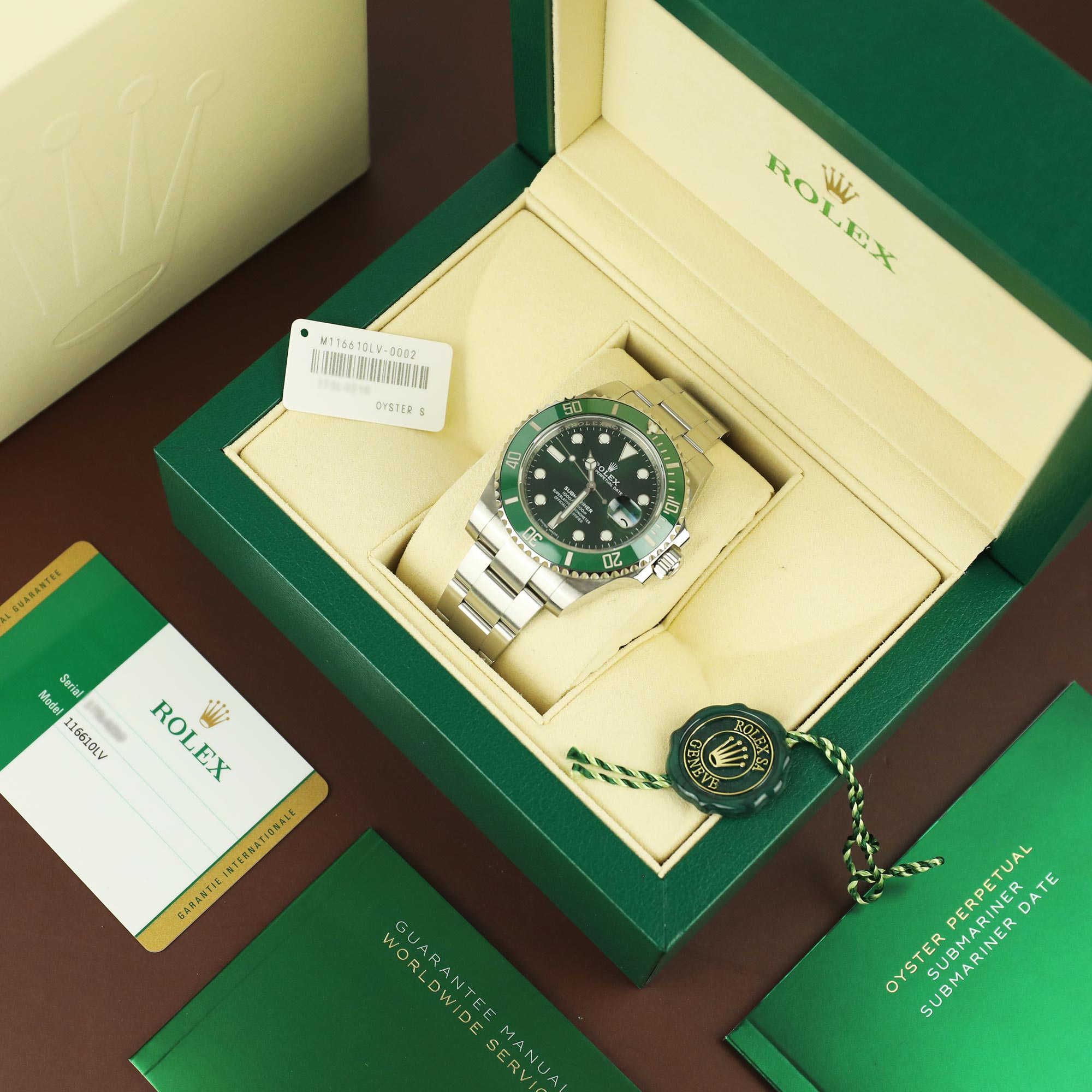 Rolex Submariner Hulk Thumbnail 5