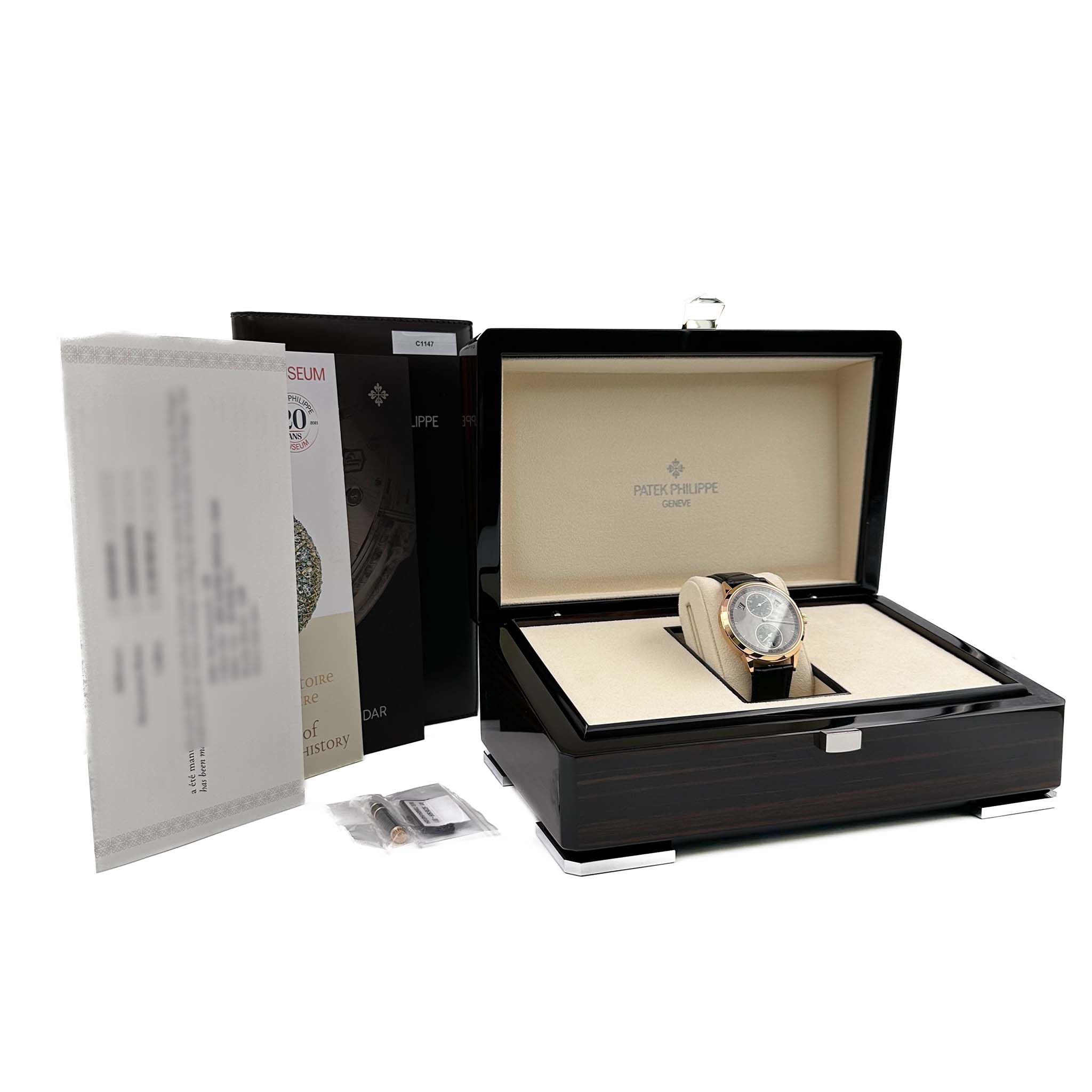 Patek Philippe Complications 5235/50R-001 Thumbnail 4