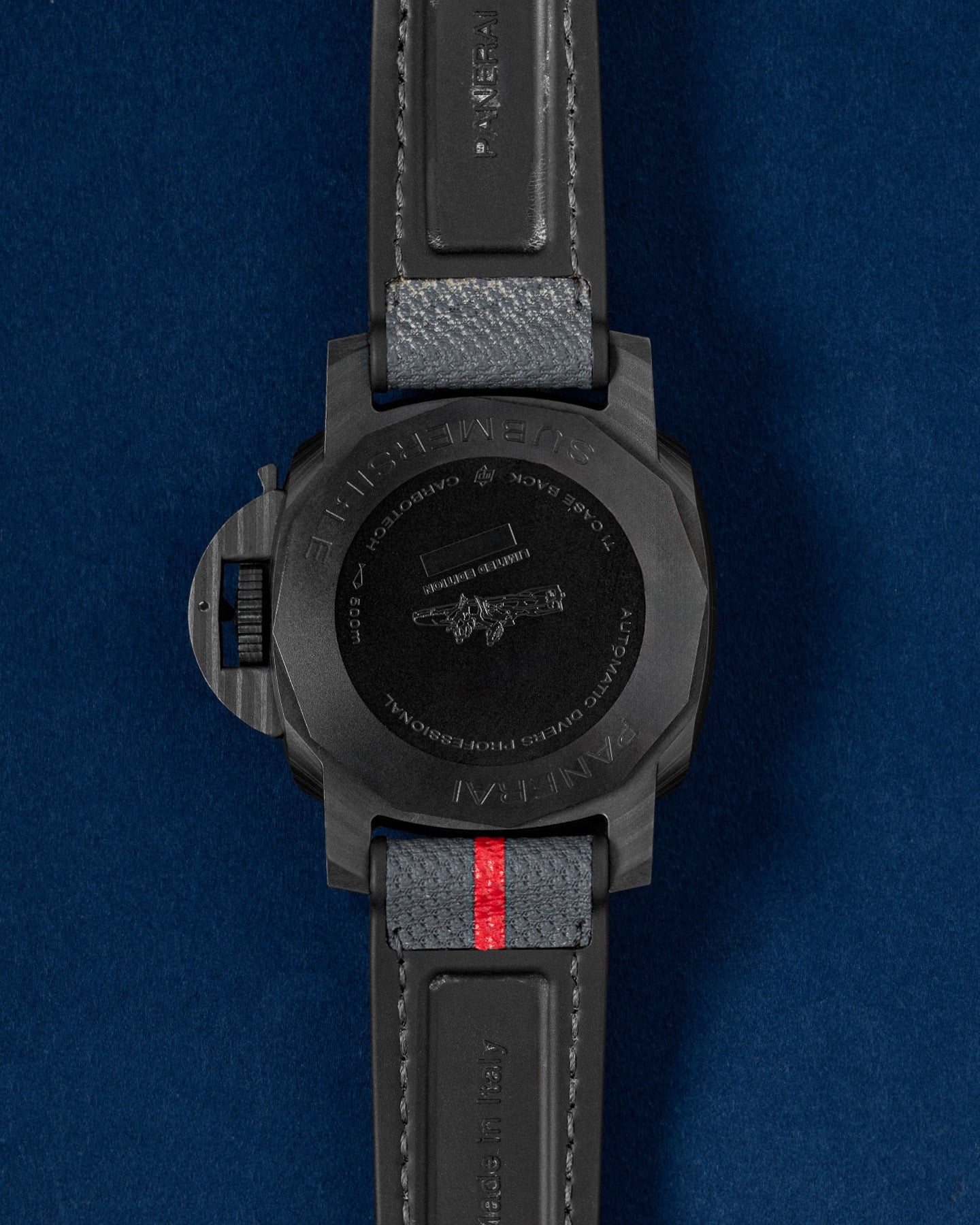 Panerai Submersible PAM01563 Thumbnail 2