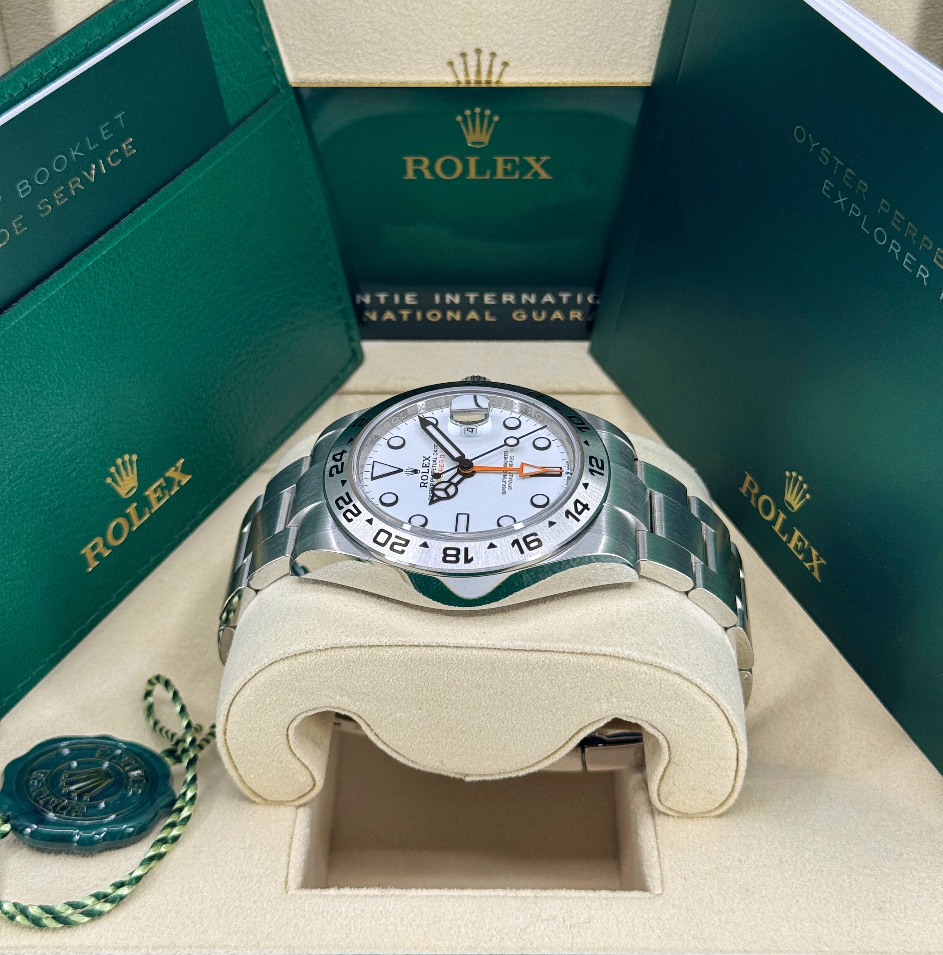 Rolex Explorer II 226570 Thumbnail 2