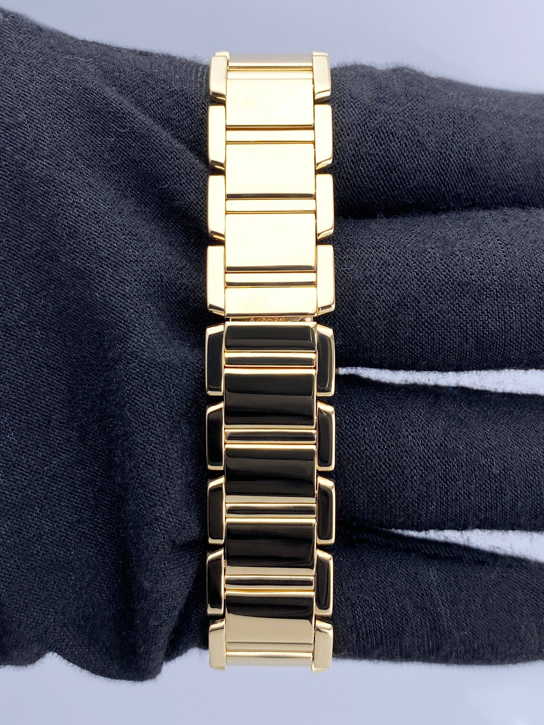 Cartier Tank Francaise WE1001R8 Thumbnail 6