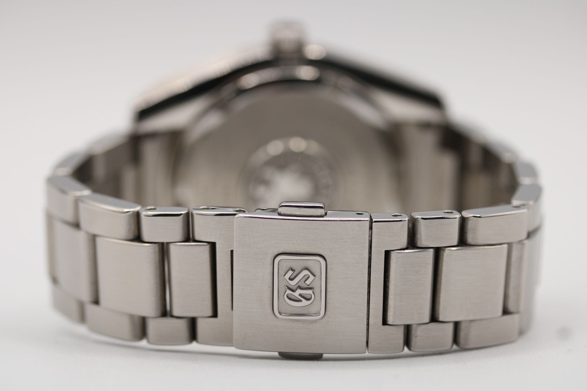 Grand Seiko Sport Collection SBGP015 Thumbnail 3