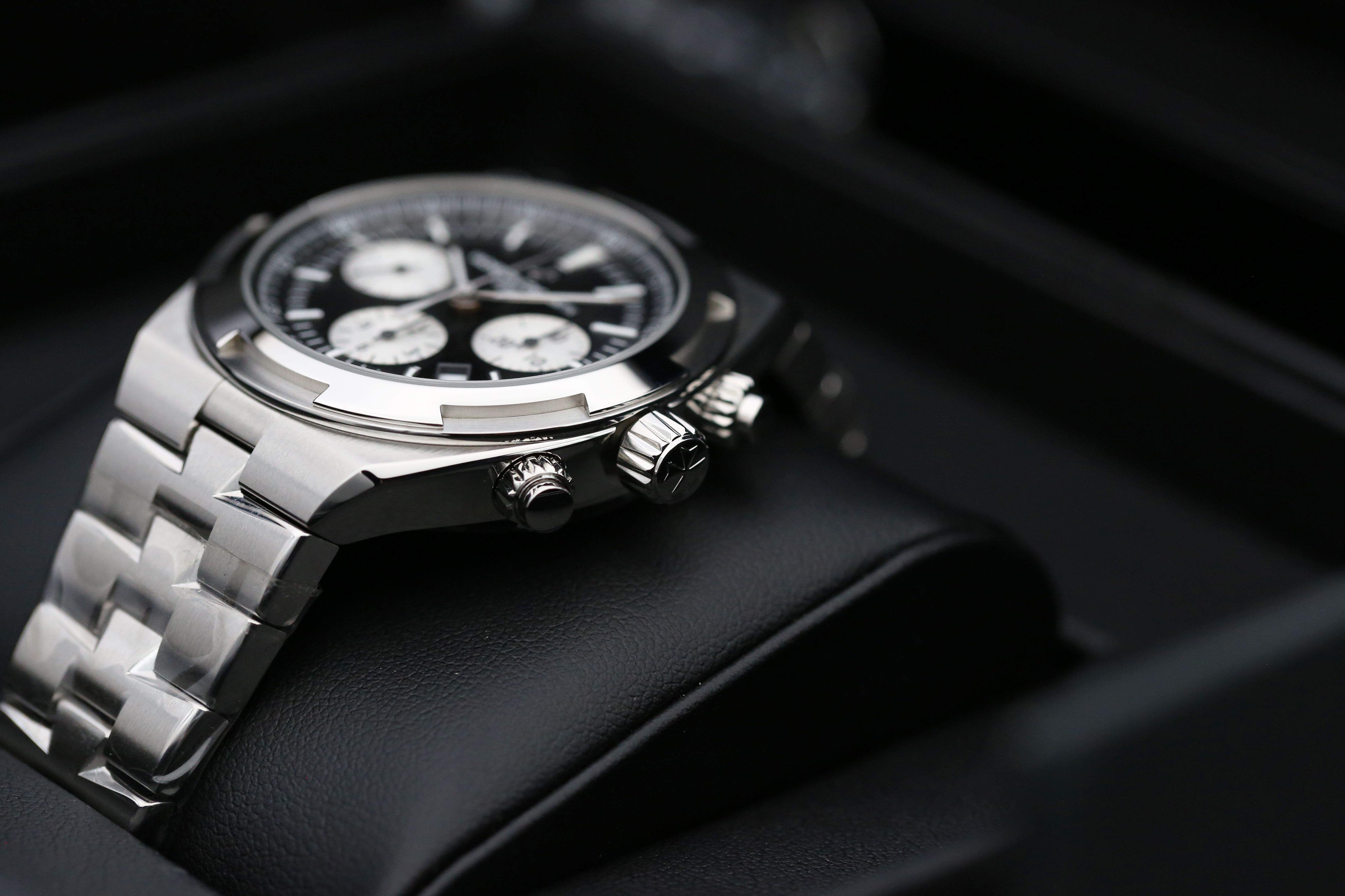 Vacheron Constantin Overseas 5520V/210A-B481 Thumbnail 6