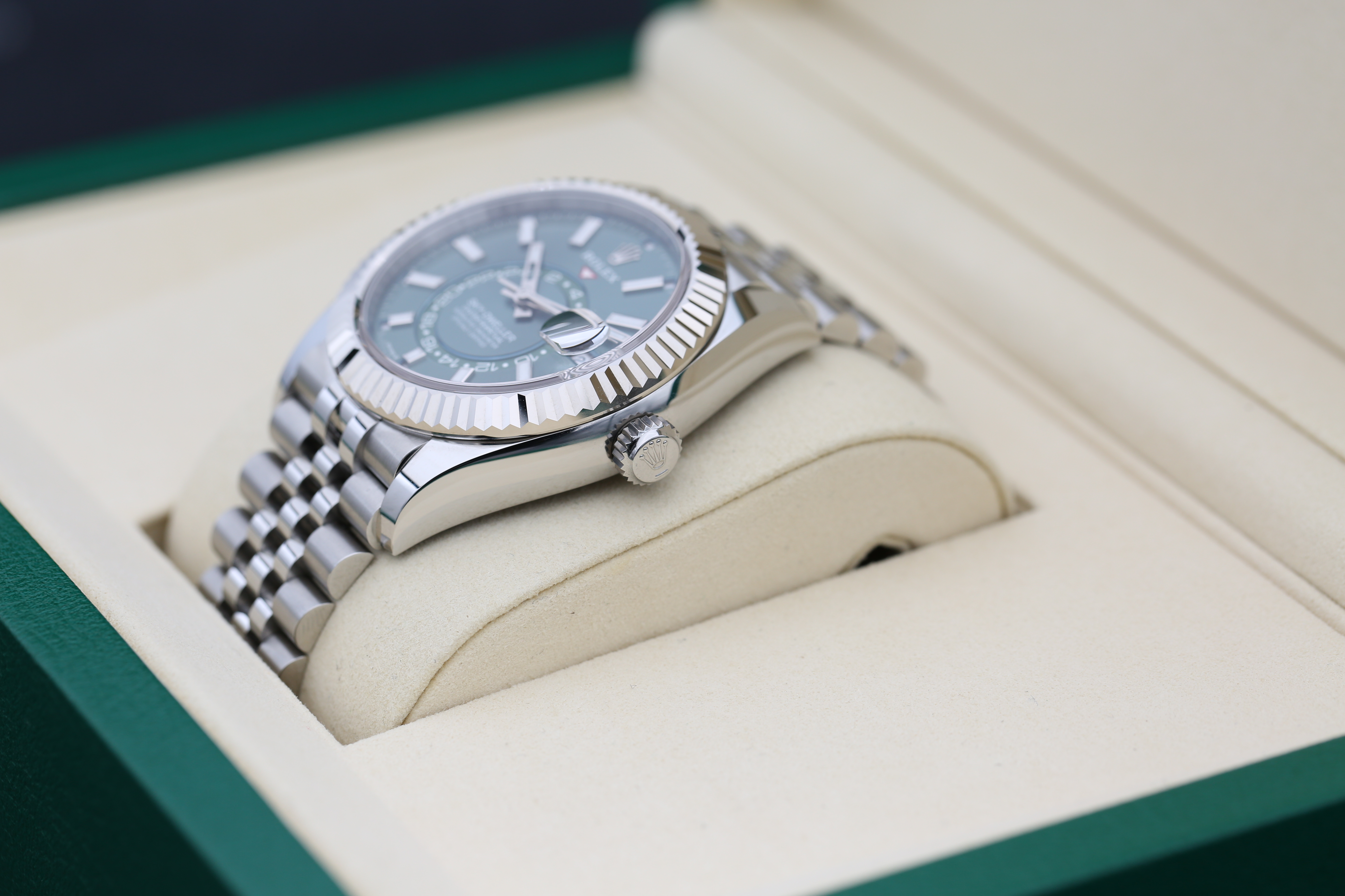 Rolex Sky-Dweller 336934 Thumbnail 6
