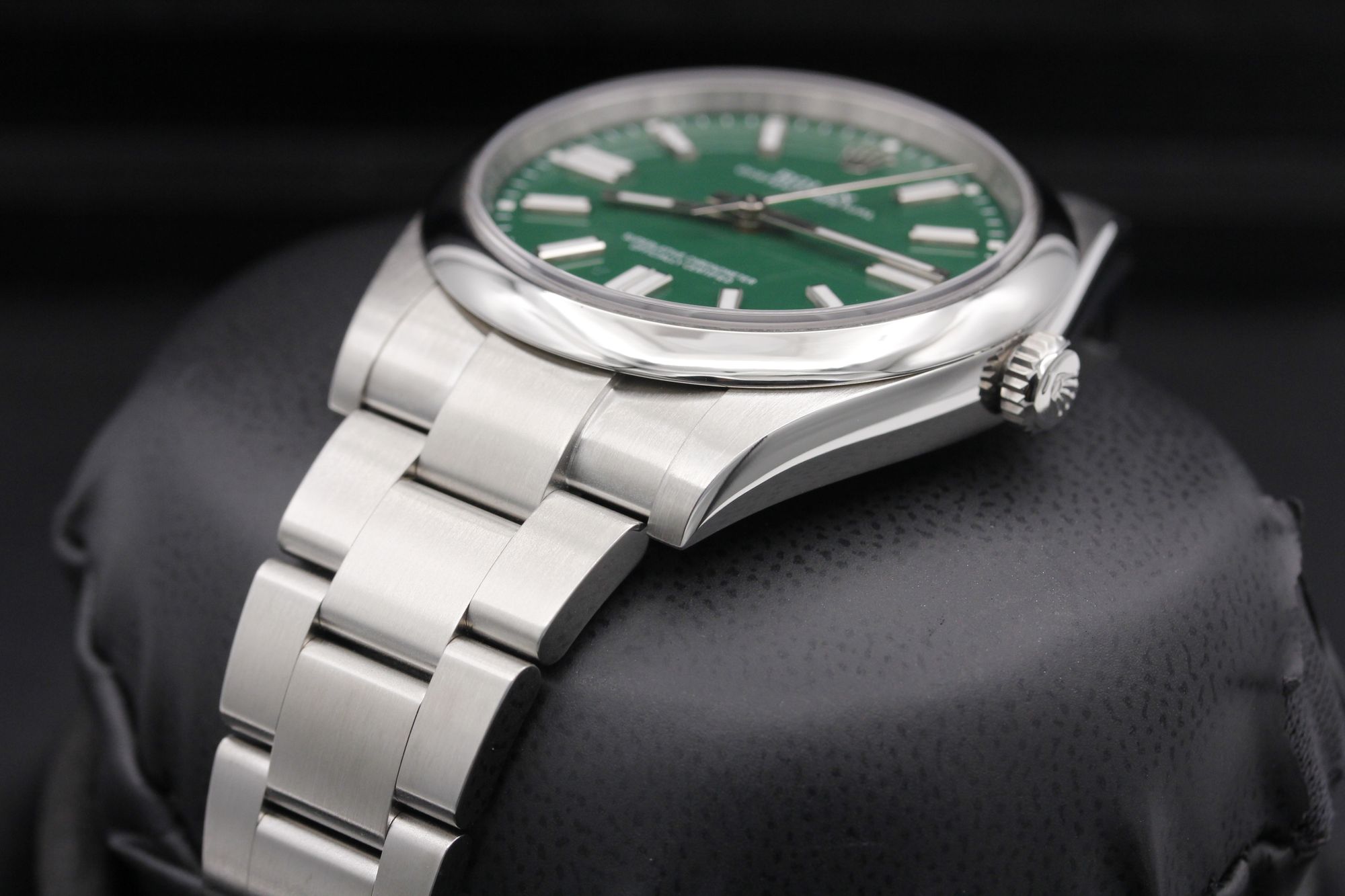 Rolex Oyster Perpetual 124300 Thumbnail 2